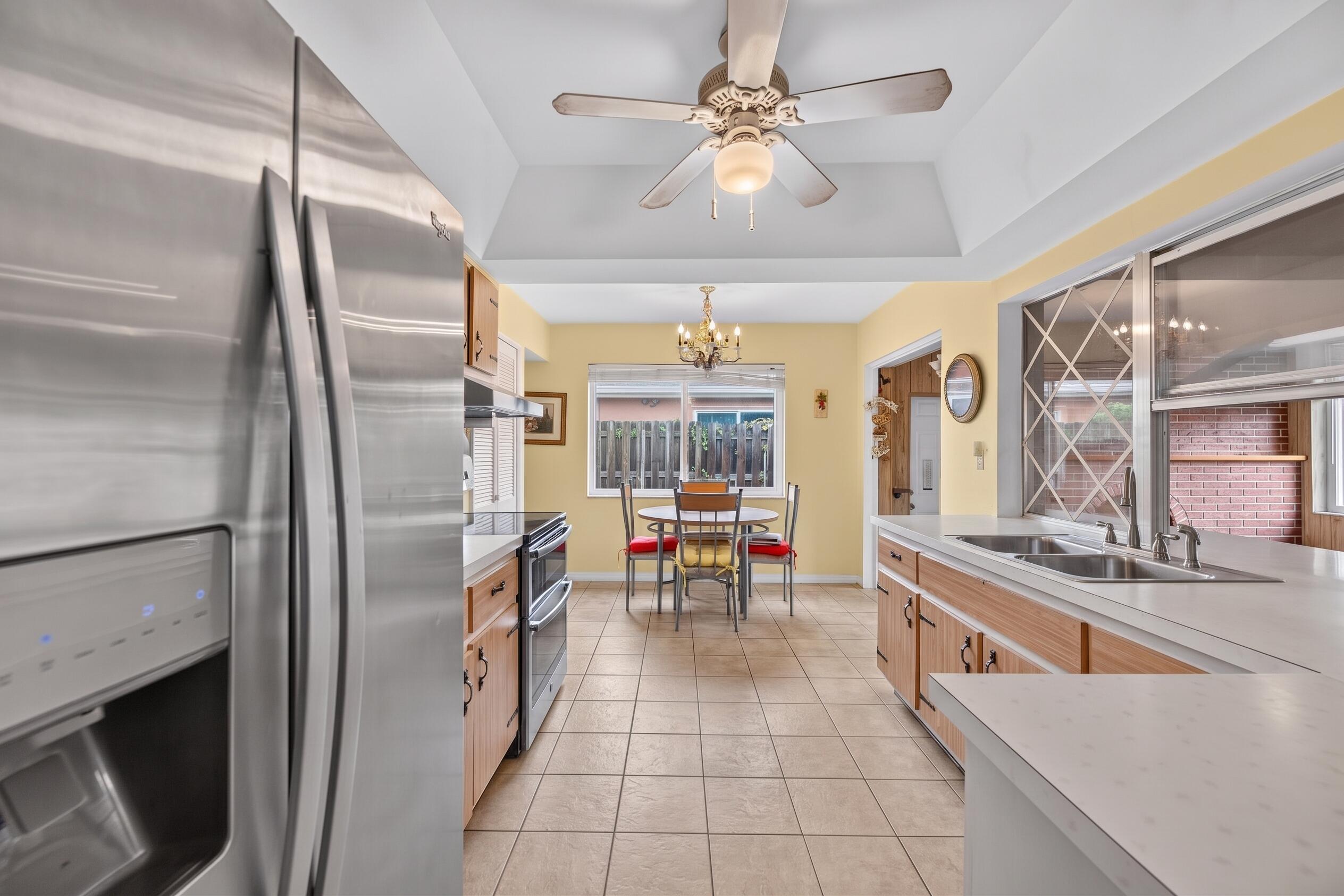 3550 NW 33RD Terrace W, Lauderdale Lakes, FL 33309, Lauderdale Lakes - Photo 4