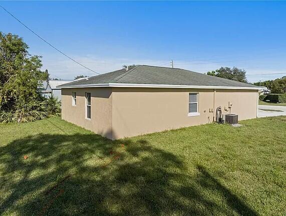 1585 20th Avenue SW, Vero Beach, FL 32962, Vero Beach - Photo 4