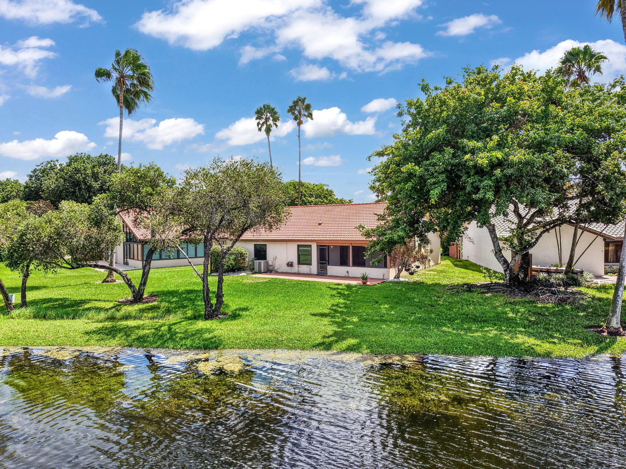 2067 Montpeliar, Weston, FL 33326, Weston - Photo 2