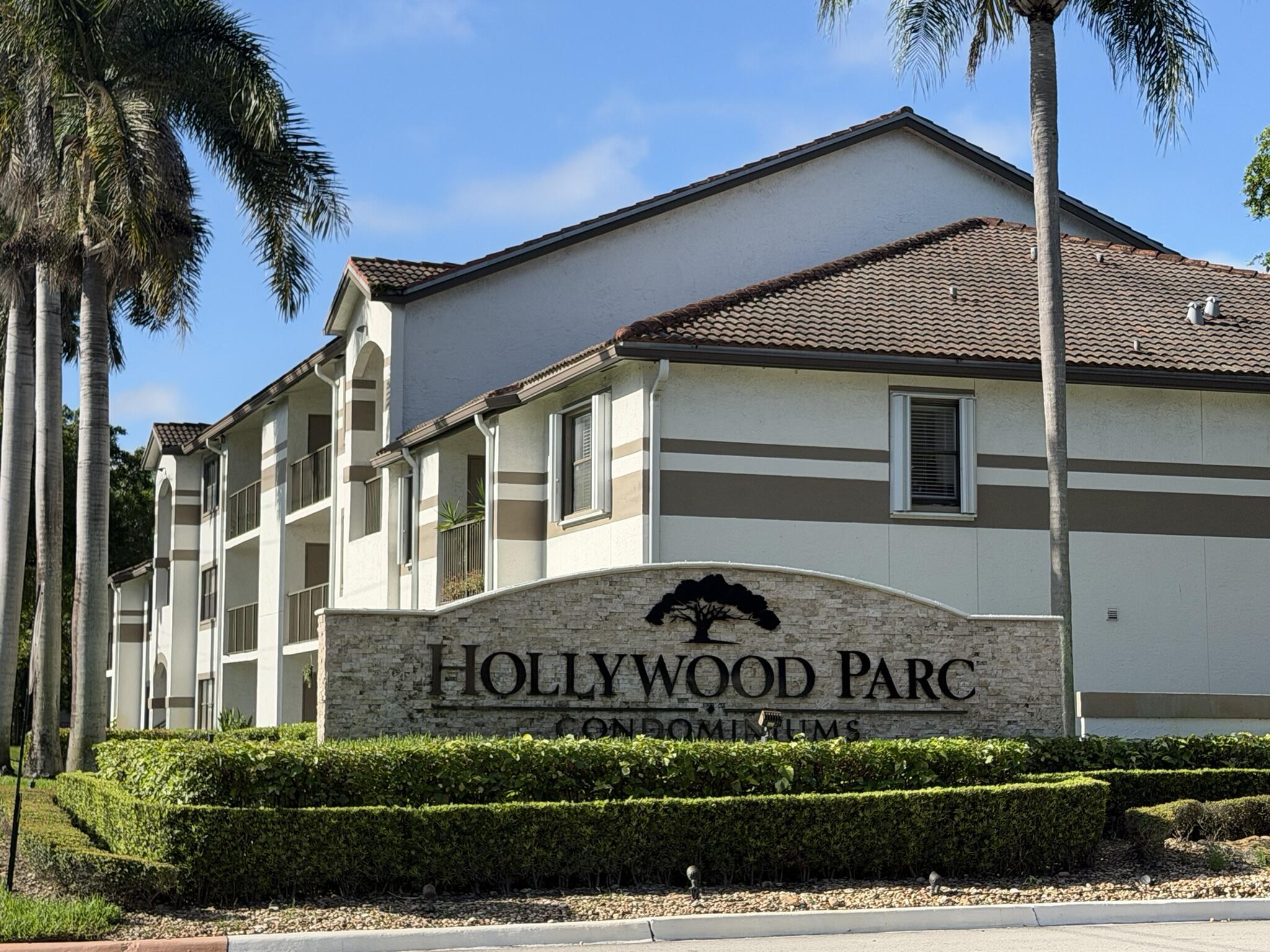 520 S Park Road 22-12, Hollywood, FL 33021, Hollywood