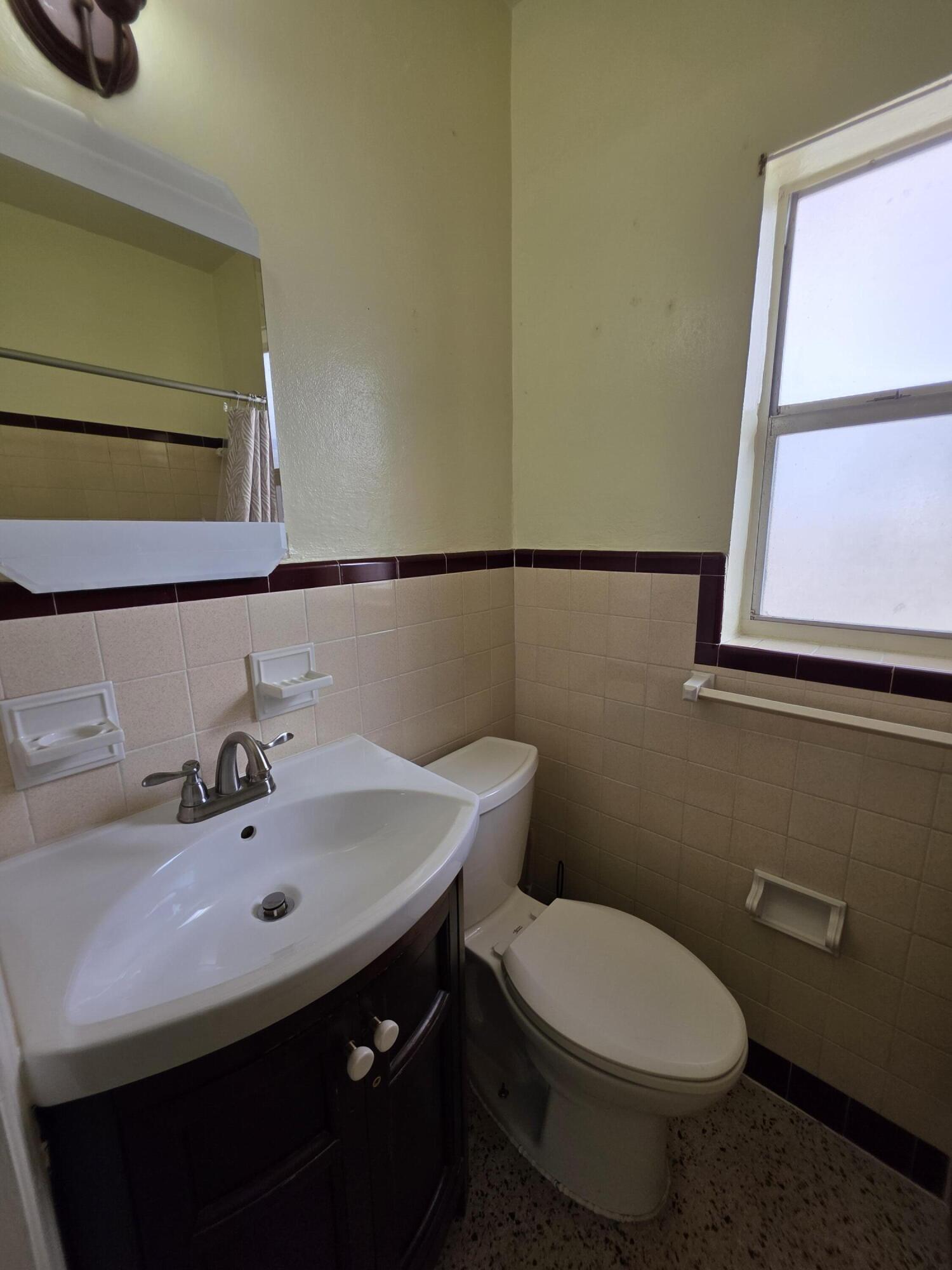 601 SE 20th Avenue 4, Deerfield Beach, FL 33441, Deerfield Beach - Photo 4