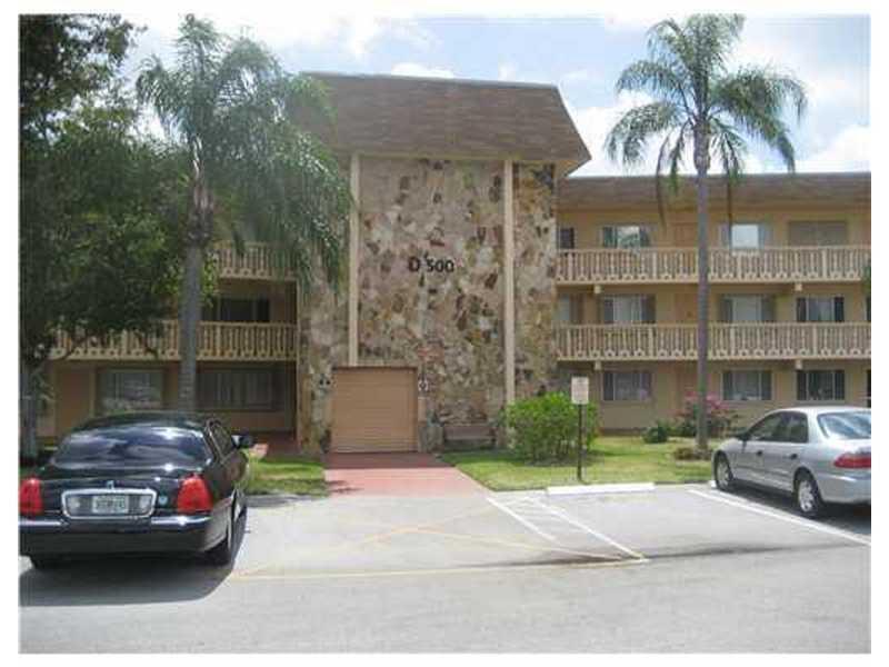 500 VILLAGE GREEN Circle W 107, Palm Springs, FL 33461, Palm Springs