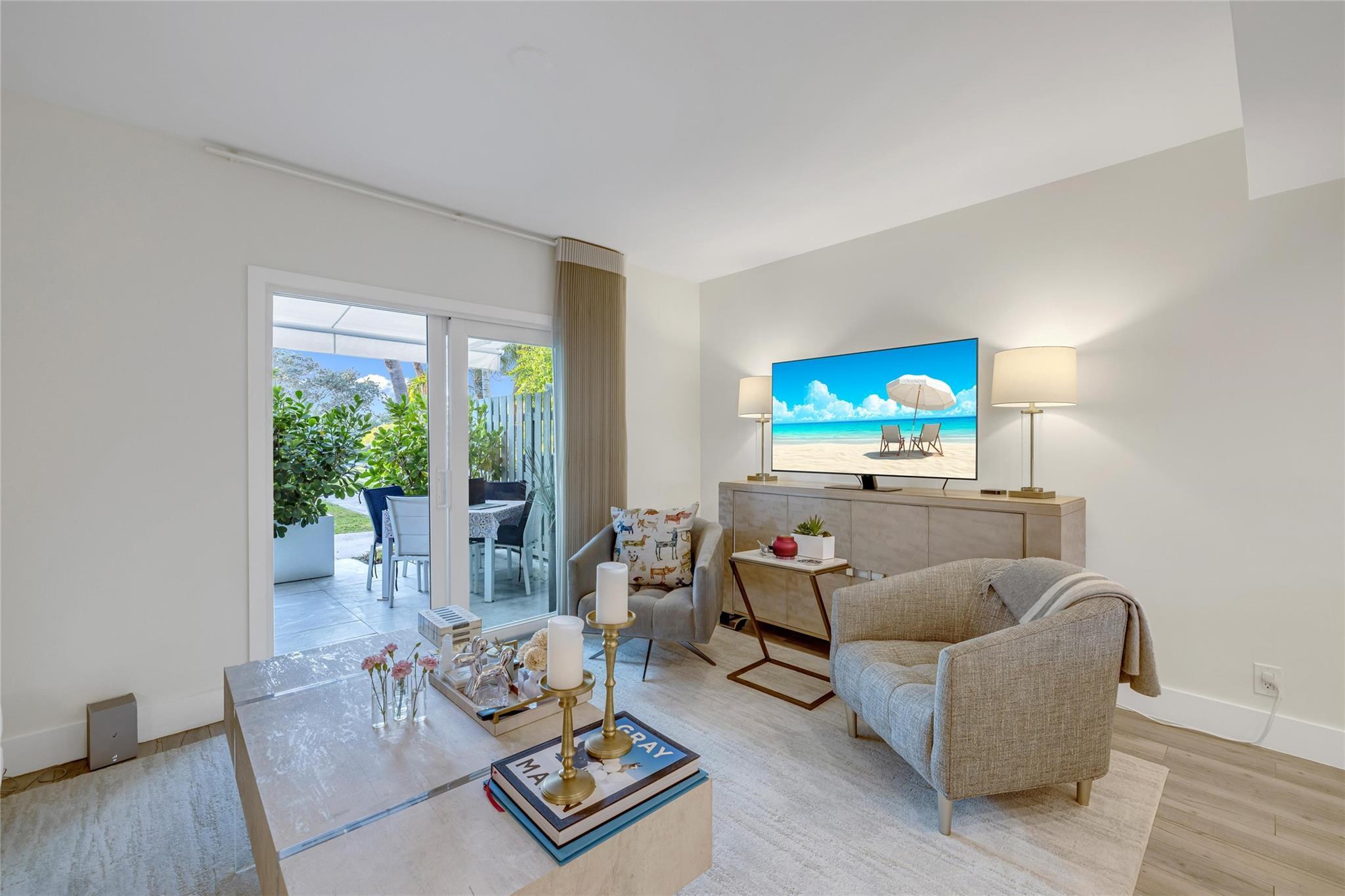 1991 NE 15th Avenue, Fort Lauderdale, FL 33305, Fort Lauderdale - Photo 2