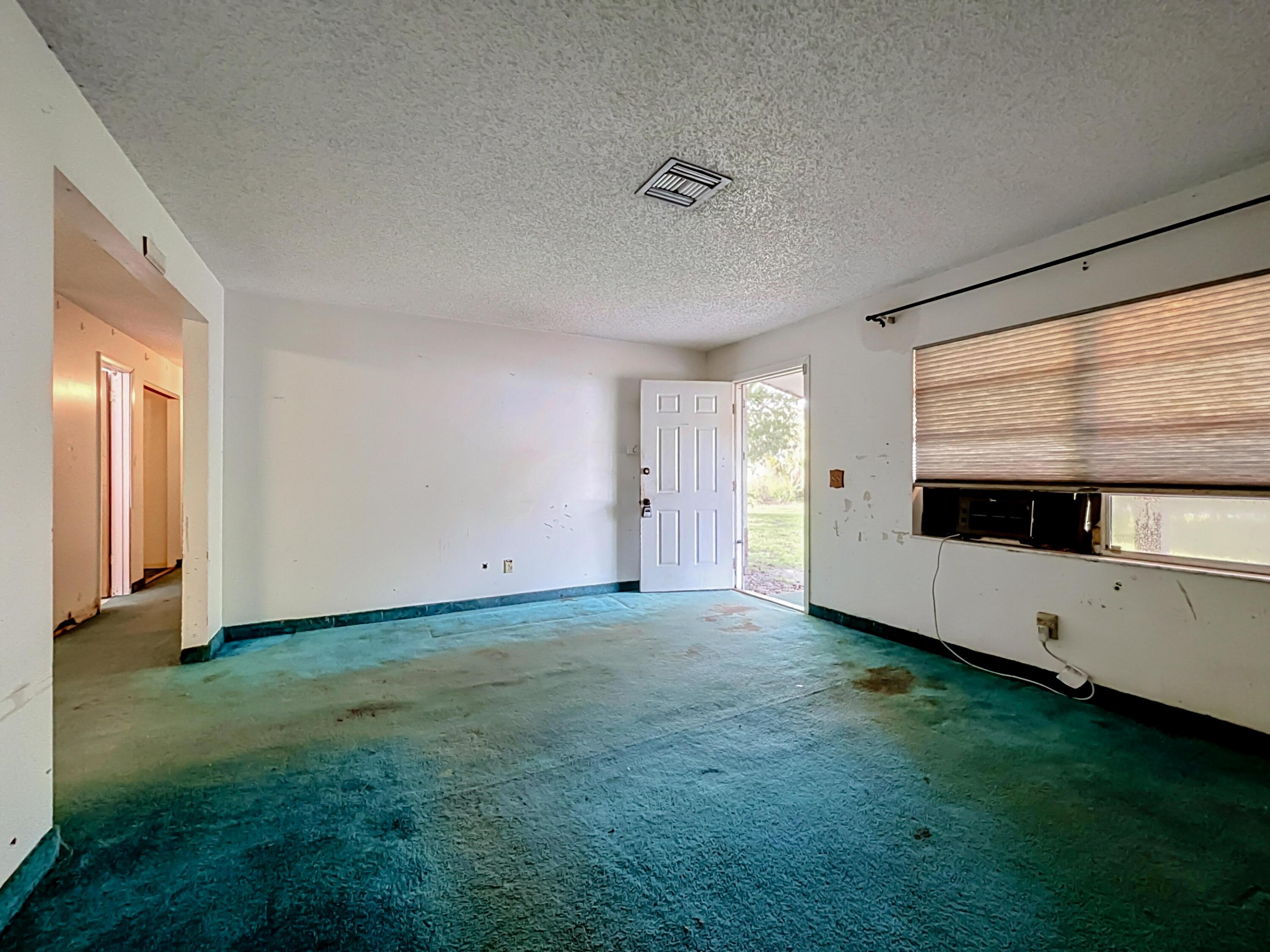2930 MIDDLE Road, Fort Pierce, FL 34981, Fort Pierce - Photo 4