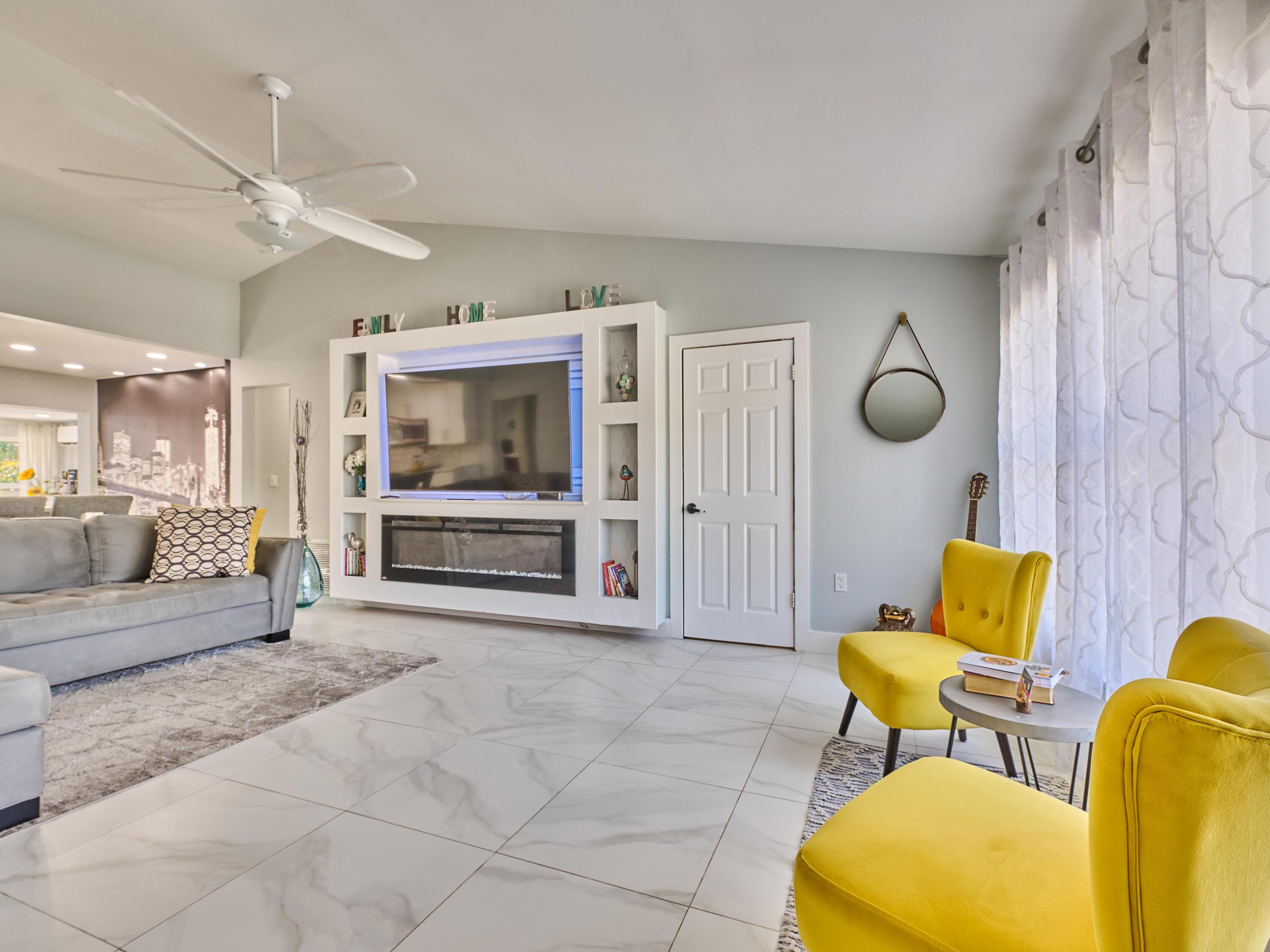 9020 SW 8th Street, Boca Raton, FL 33433, Boca Raton - Photo 3