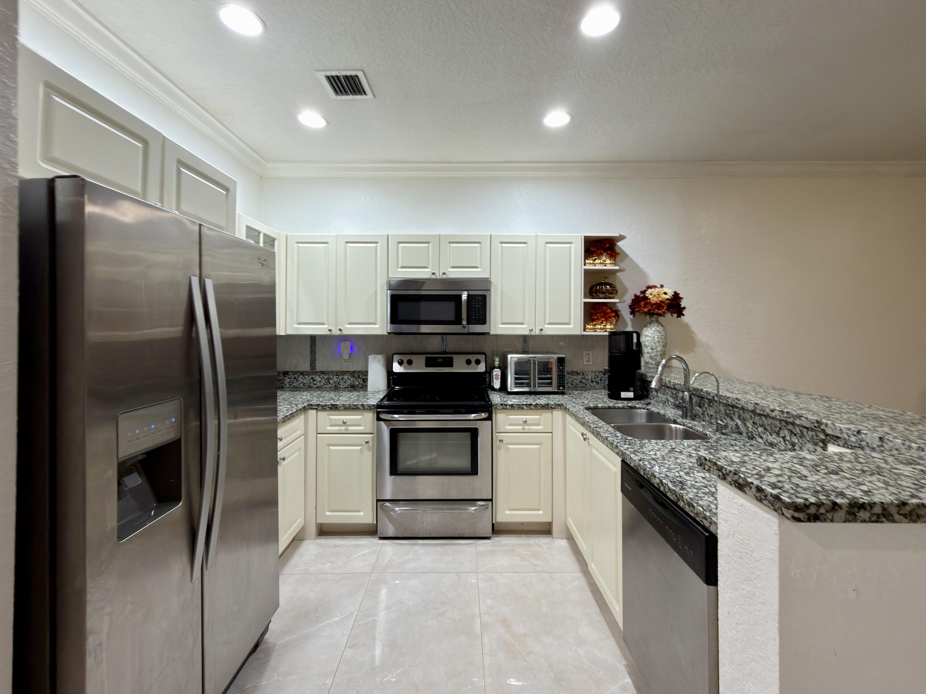 1431 NW 36TH Way, Lauderhill, FL 33311, Lauderhill - Photo 4