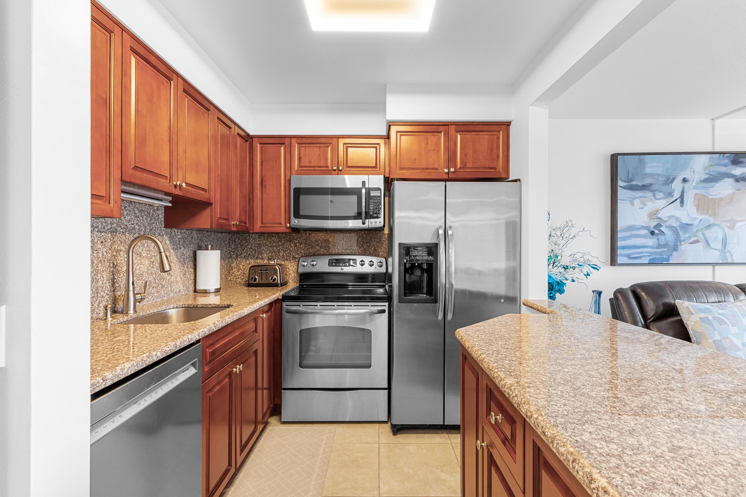 3015 Berkshire A, Deerfield Beach, FL 33442, Deerfield Beach - Photo 5