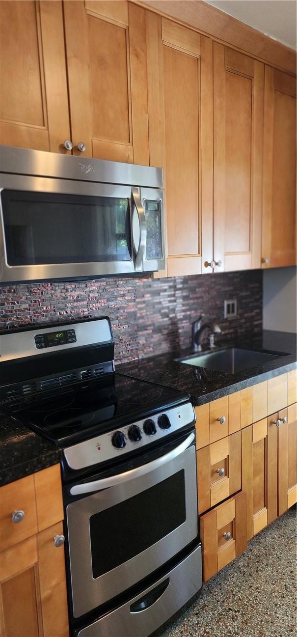 1313 NE 16th Terrace 1, Fort Lauderdale, FL 33304, Fort Lauderdale - Photo 2