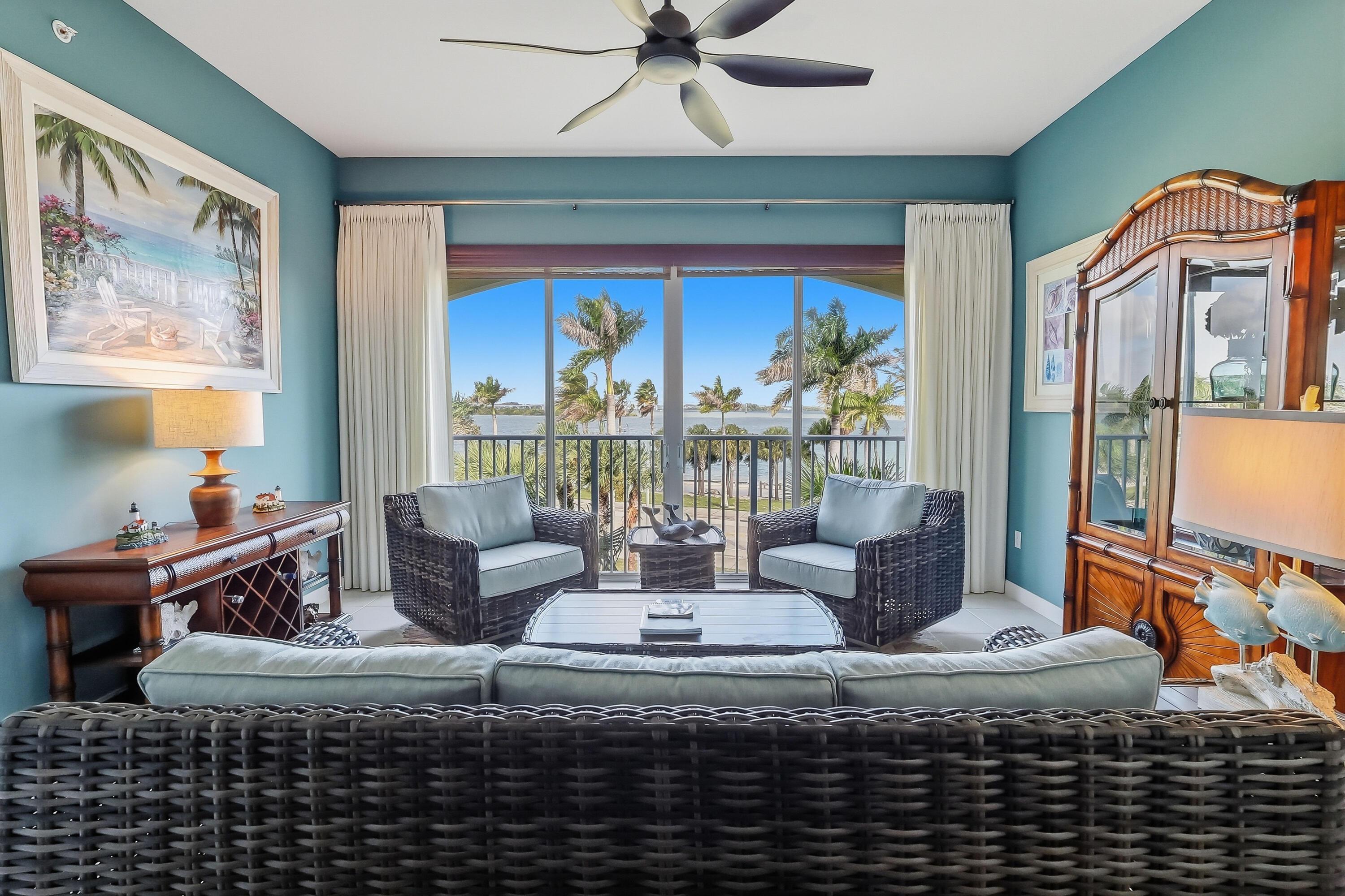 36 HARBOUR ISLE Drive W 304, Fort Pierce, FL 34949, Fort Pierce
