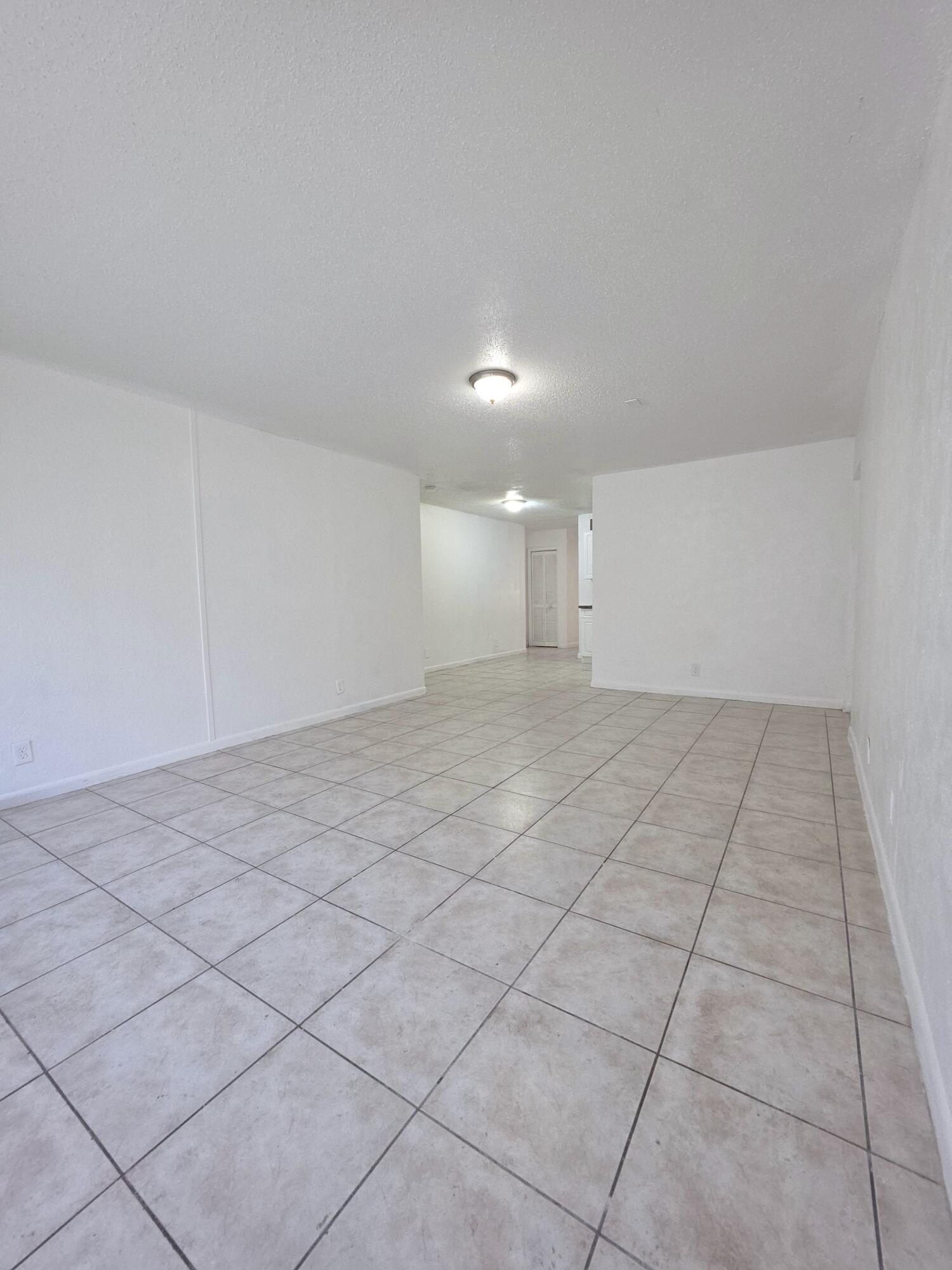 5631 NW 27th Court 5631, Lauderhill, FL 33313, Lauderhill - Photo 5