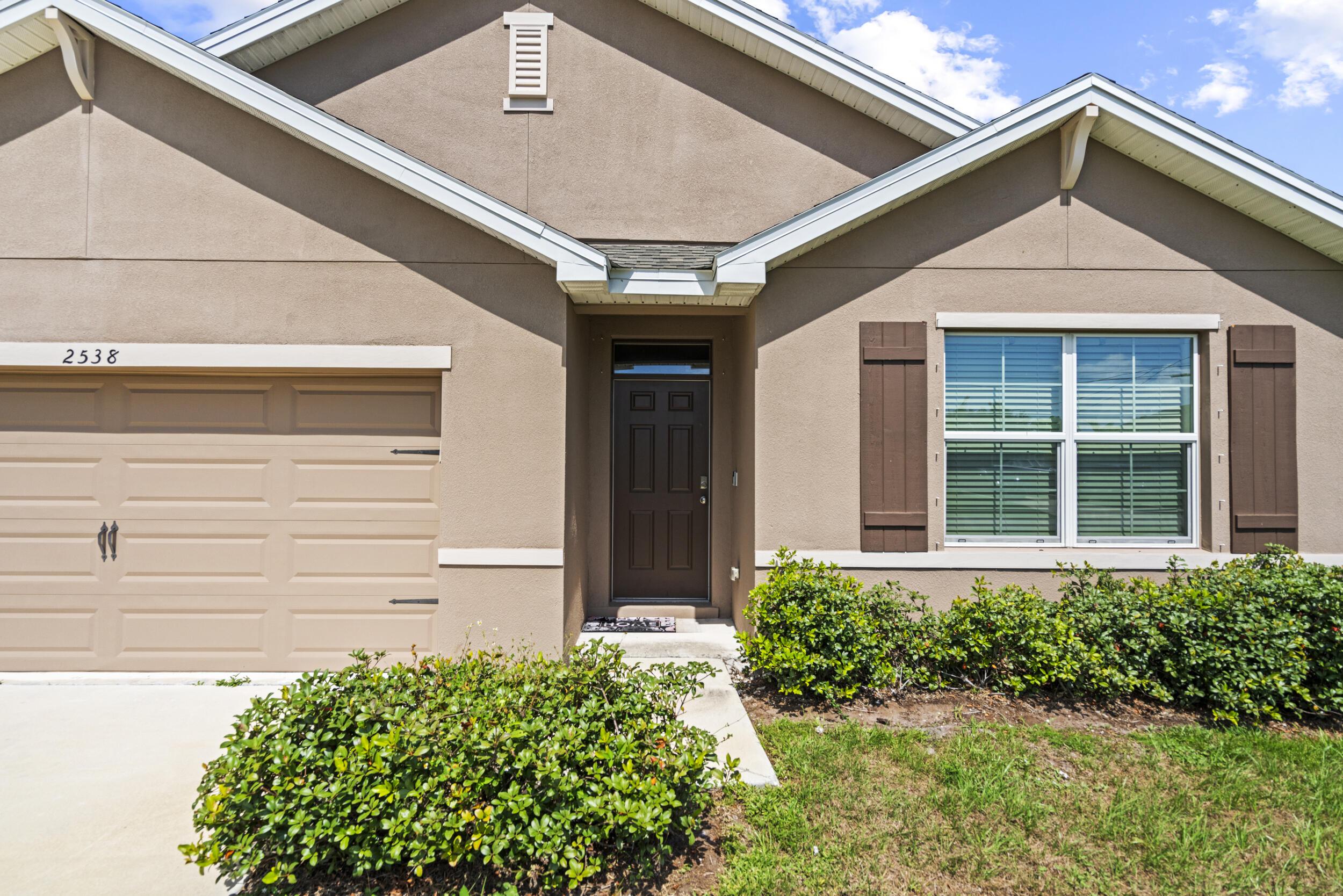 2538 SE Rock Springs Drive, Port St. Lucie, FL 34952, Port St. Lucie - Photo 5