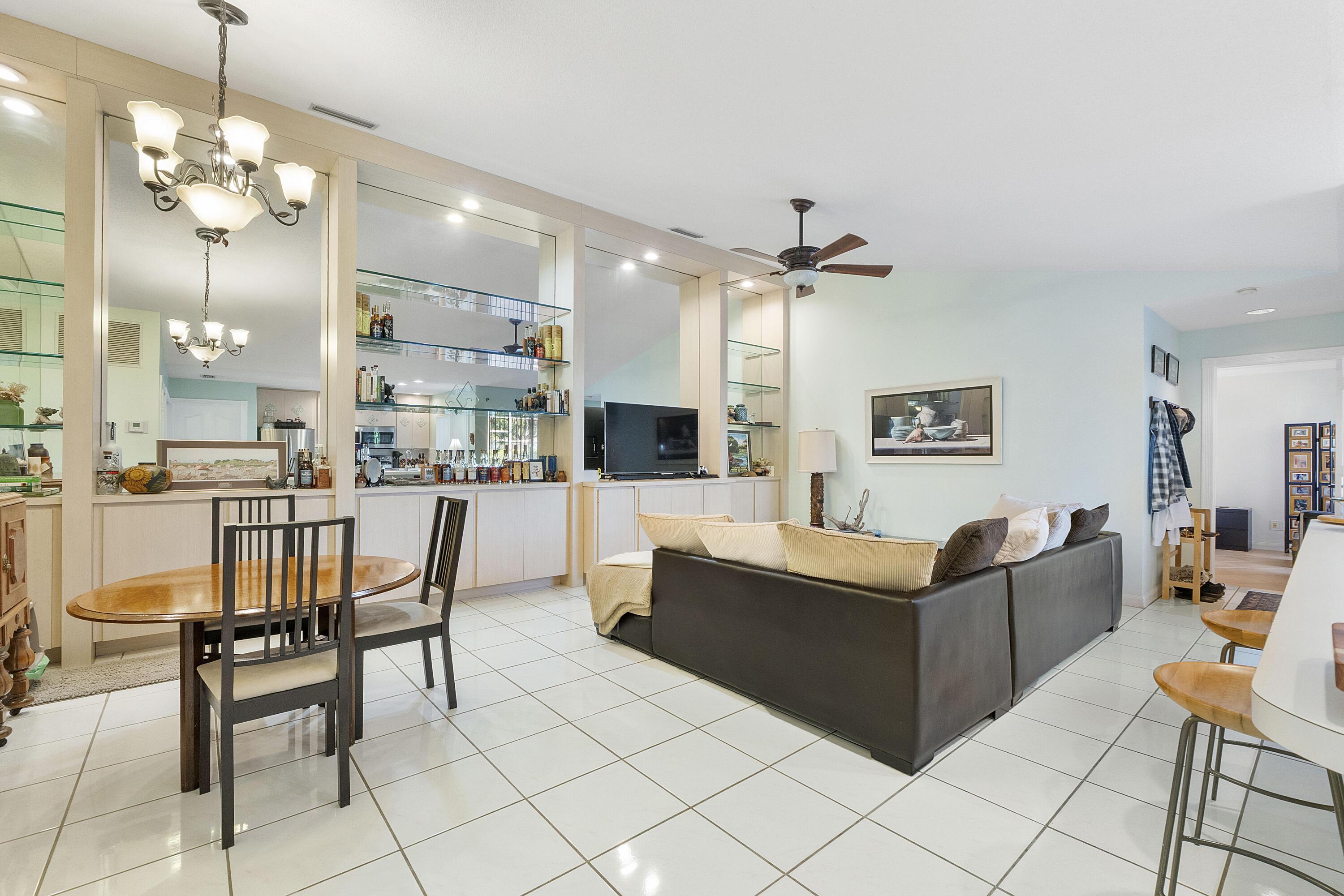 9041 SUN TERRACE Circle A, West Palm Beach, FL 33403, West Palm Beach - Photo 5