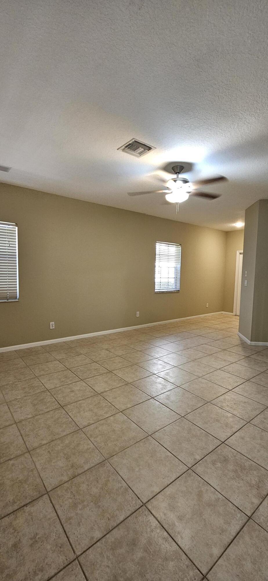 754 NW 126TH Avenue, Coral Springs, FL 33071, Coral Springs - Photo 4