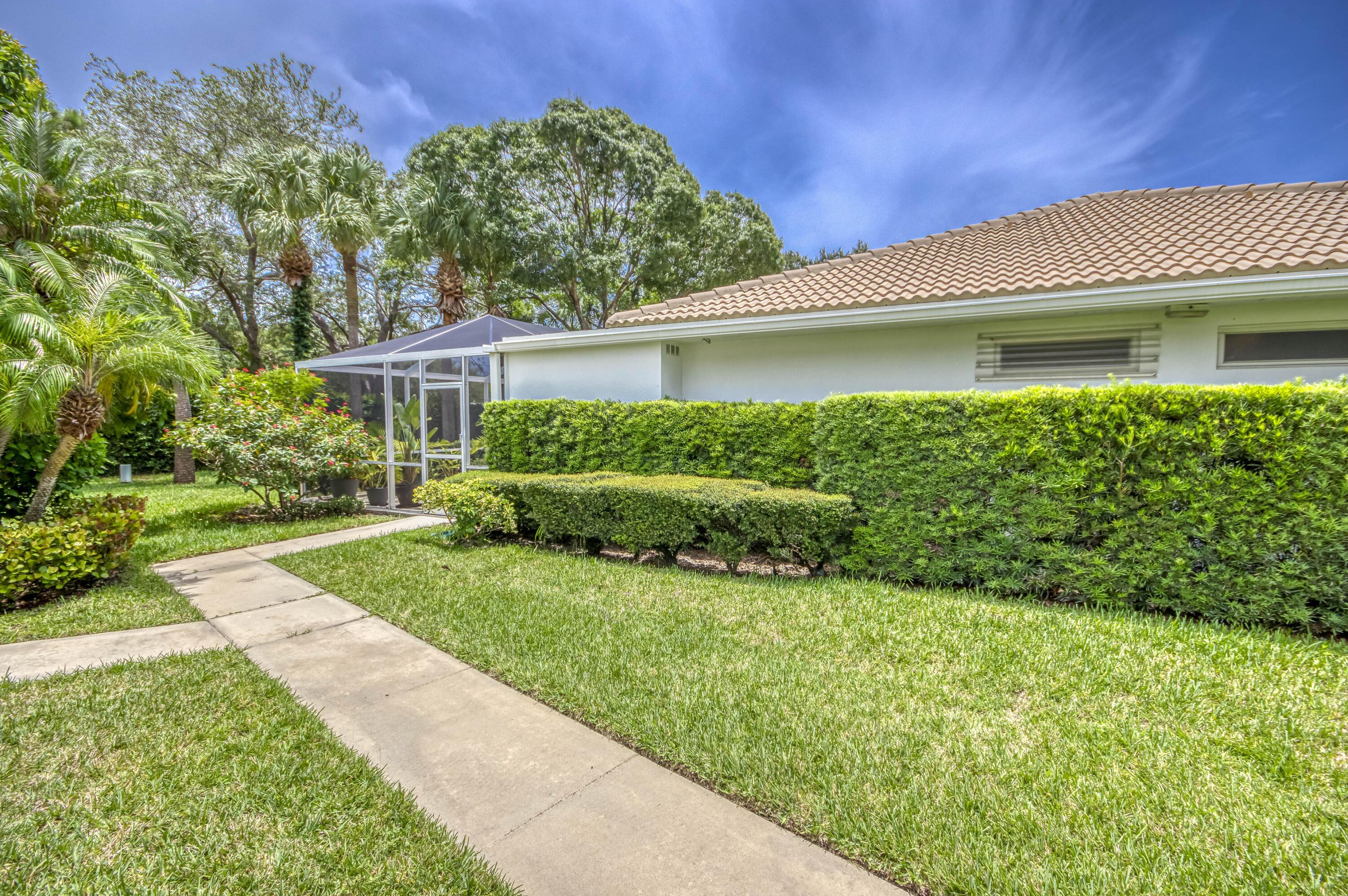 4101 Water Oak Court, Palm Beach Gardens, FL 33410, Palm Beach Gardens - Photo 2