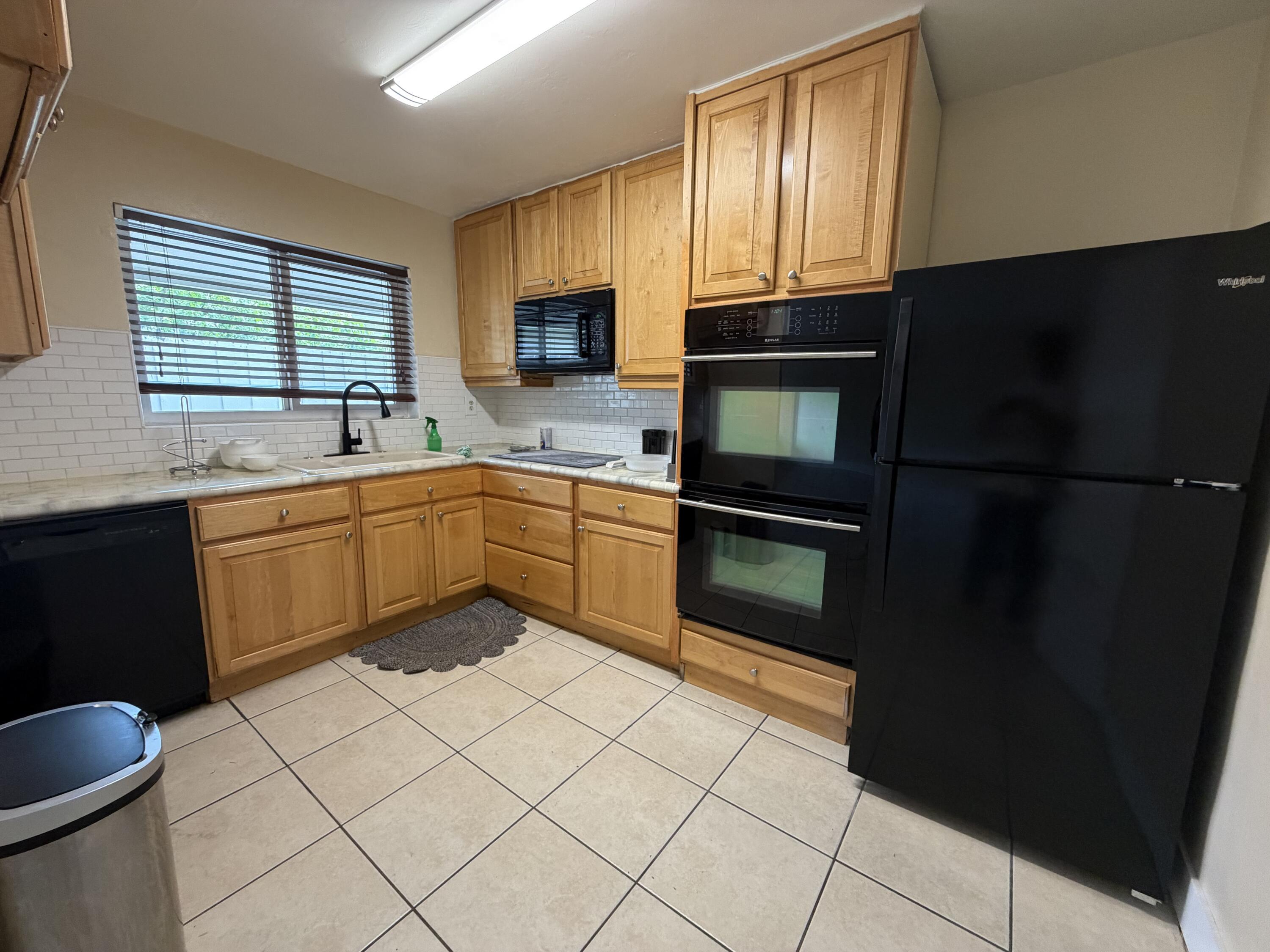 905 SE 15TH Street 2, Fort Lauderdale, FL 33316, Fort Lauderdale - Photo 4