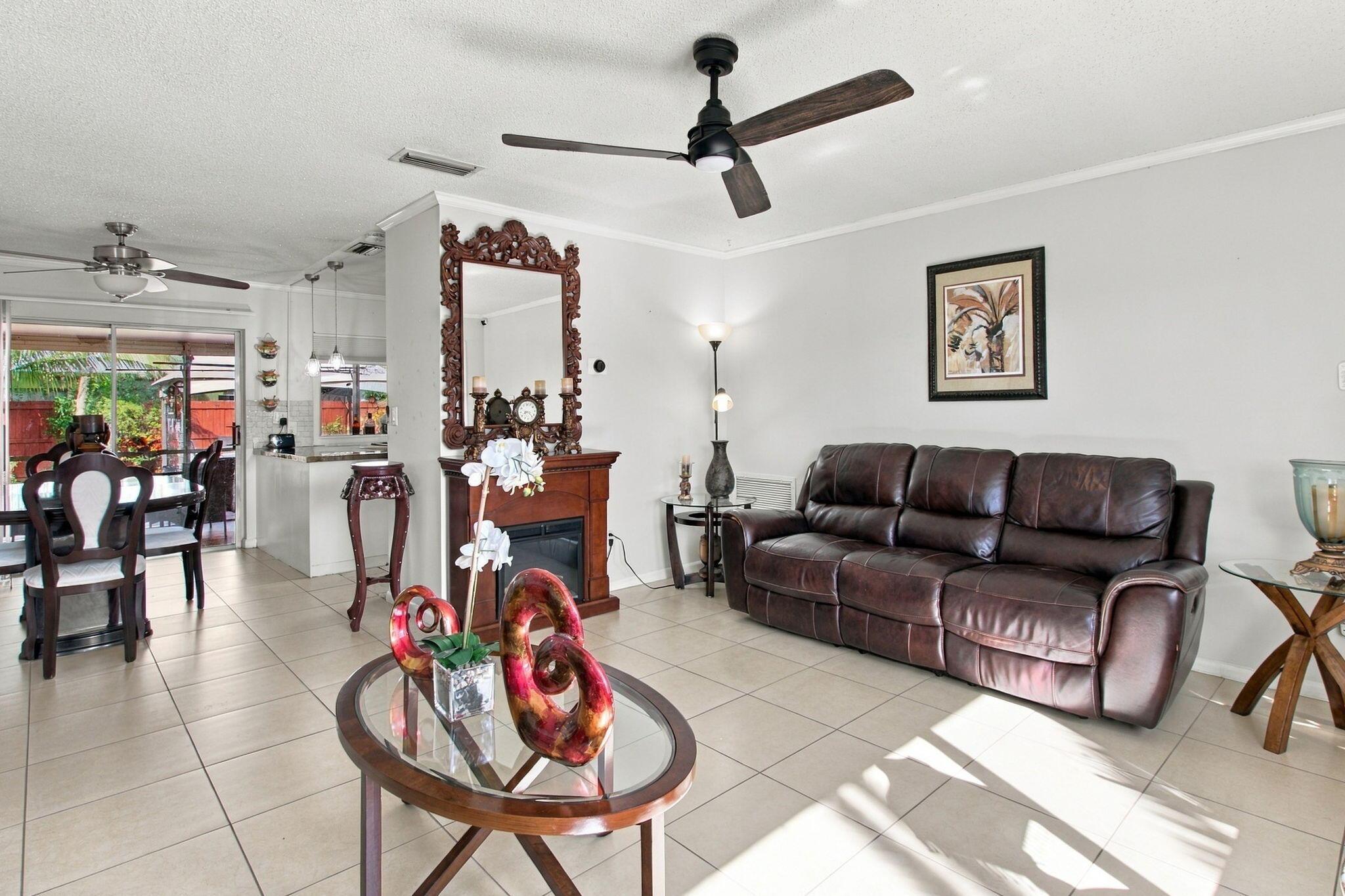 975 NW 67TH Avenue, Margate, FL 33063, Margate - Photo 5
