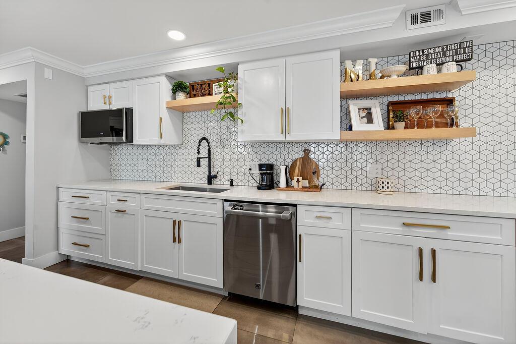 5440 N OCEAN Drive 1404, Singer Island, FL 33404, Singer Island