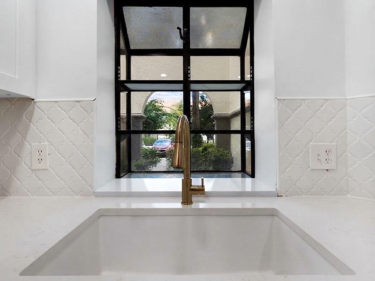 5250 EUROPA Drive B, Boynton Beach, FL 33437, Boynton Beach - Photo 5