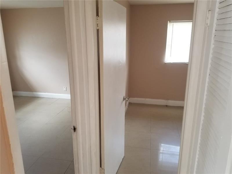 1870 NW 60TH Avenue 1, Sunrise, FL 33313, Sunrise - Photo 3