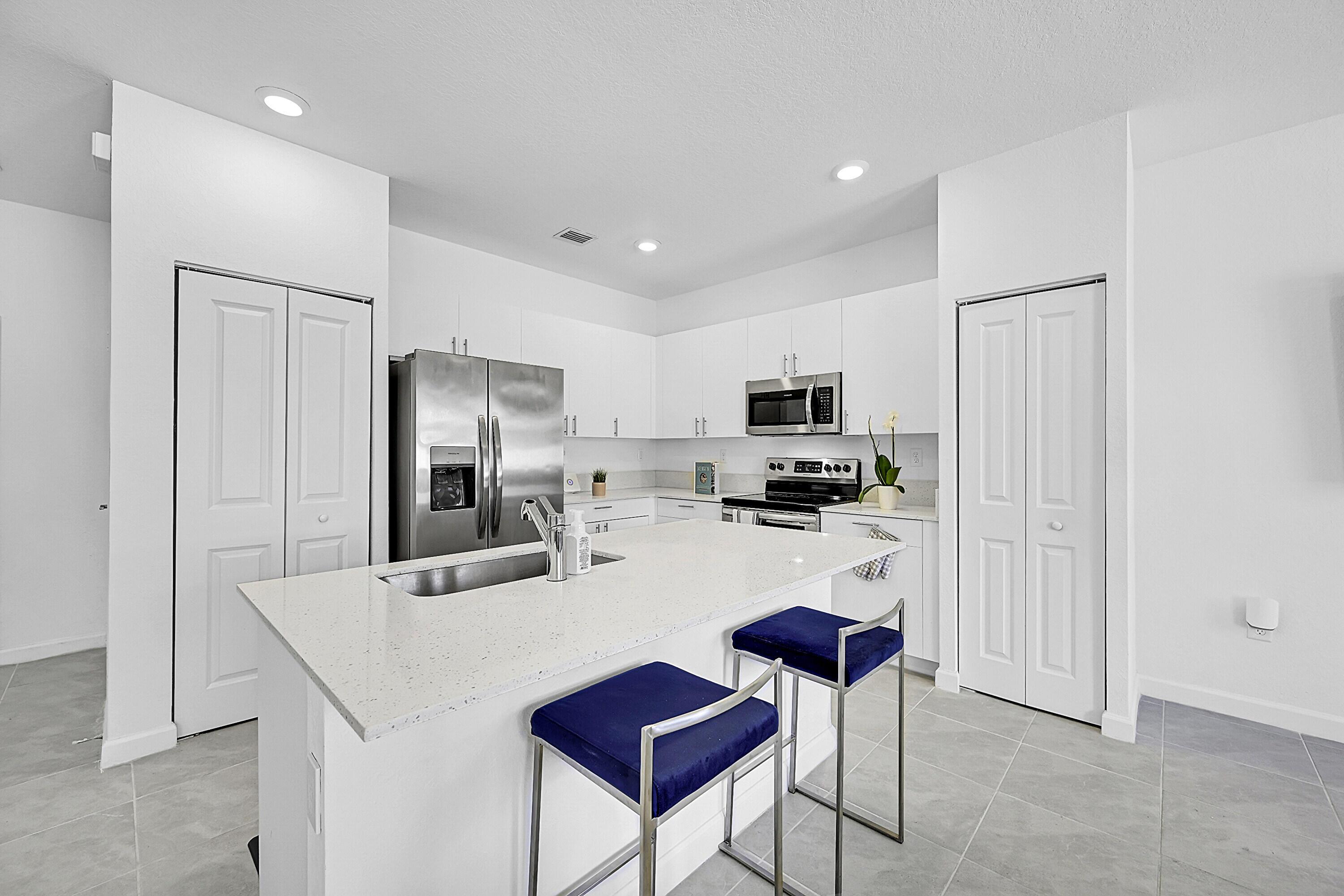 20357 NW 4TH Path, Miami Gardens, FL 33169, Miami Gardens - Photo 3