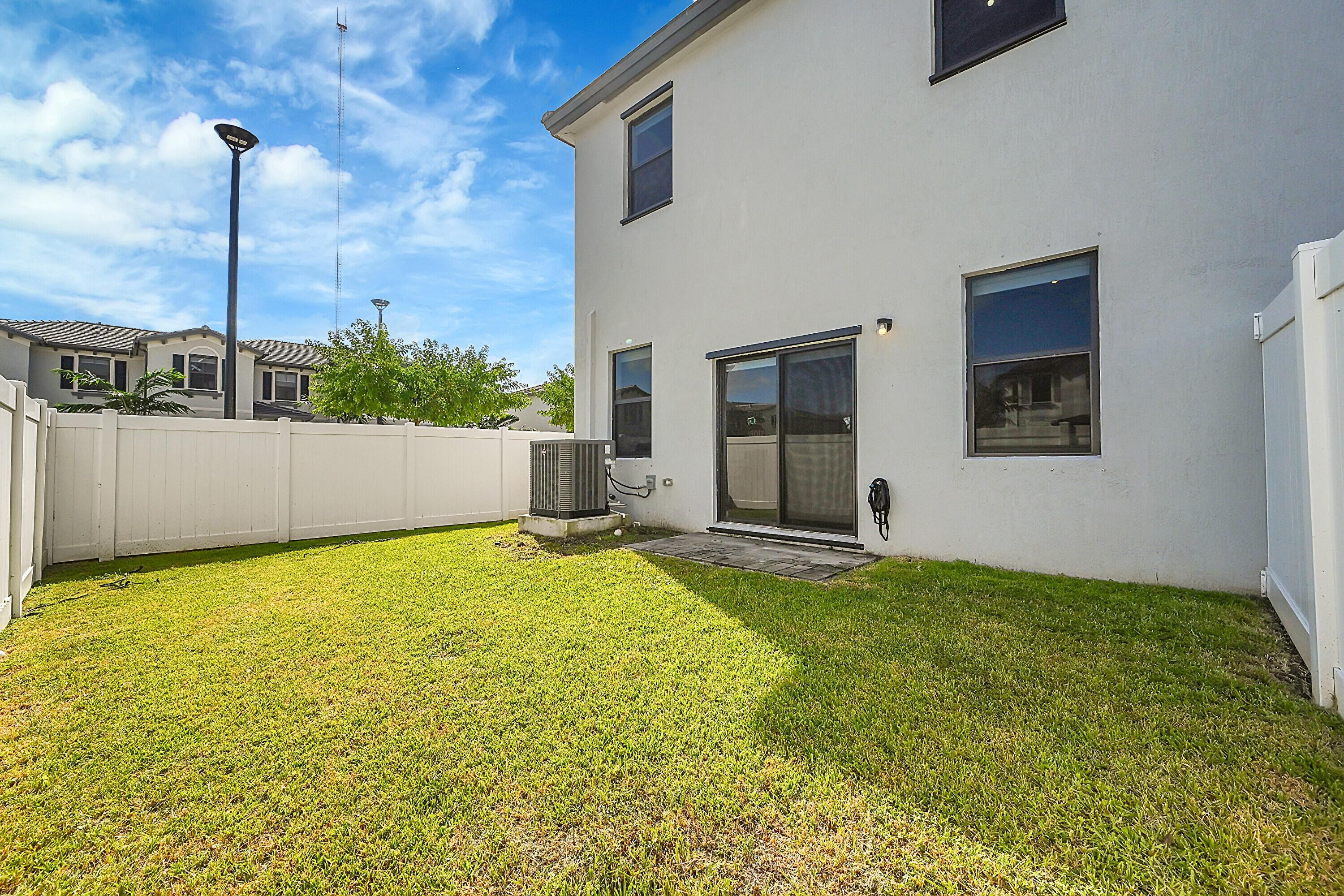 20357 NW 4TH Path, Miami Gardens, FL 33169, Miami Gardens - Photo 5
