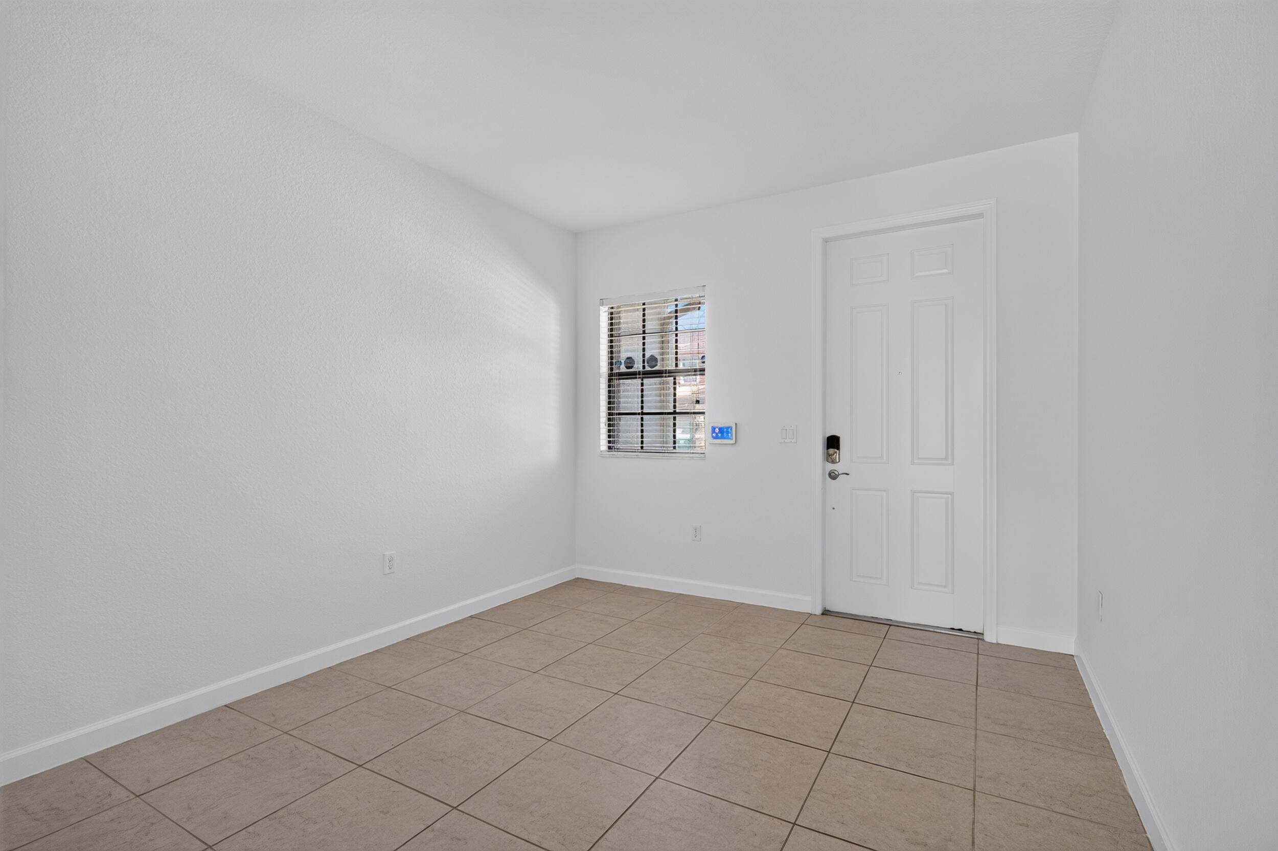 15212 SW 119TH Terrace 15212, Miami, FL 33196, Miami - Photo 5