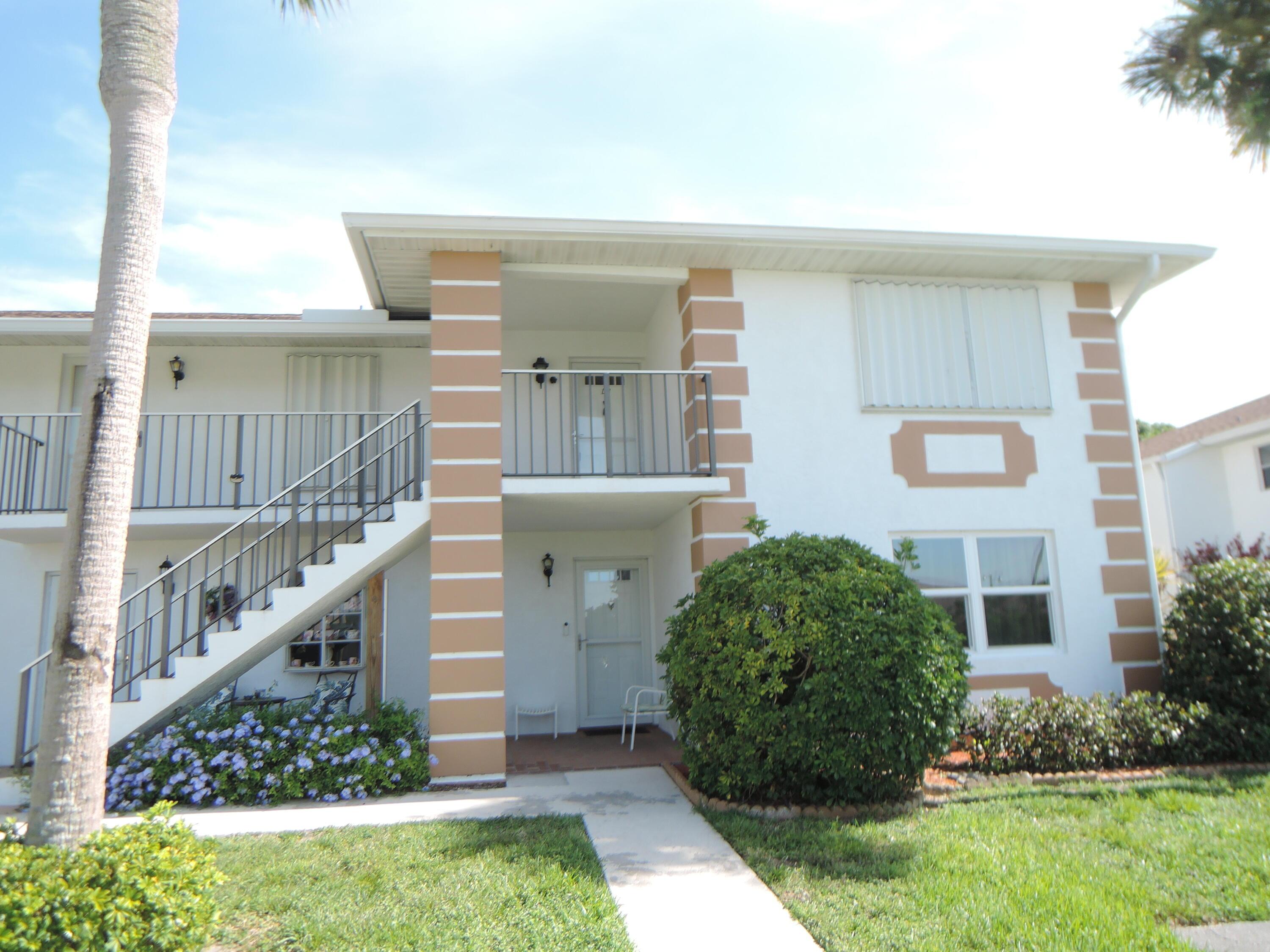 1209 S Lakes End Drive D2, Fort Pierce, FL 34982, Fort Pierce