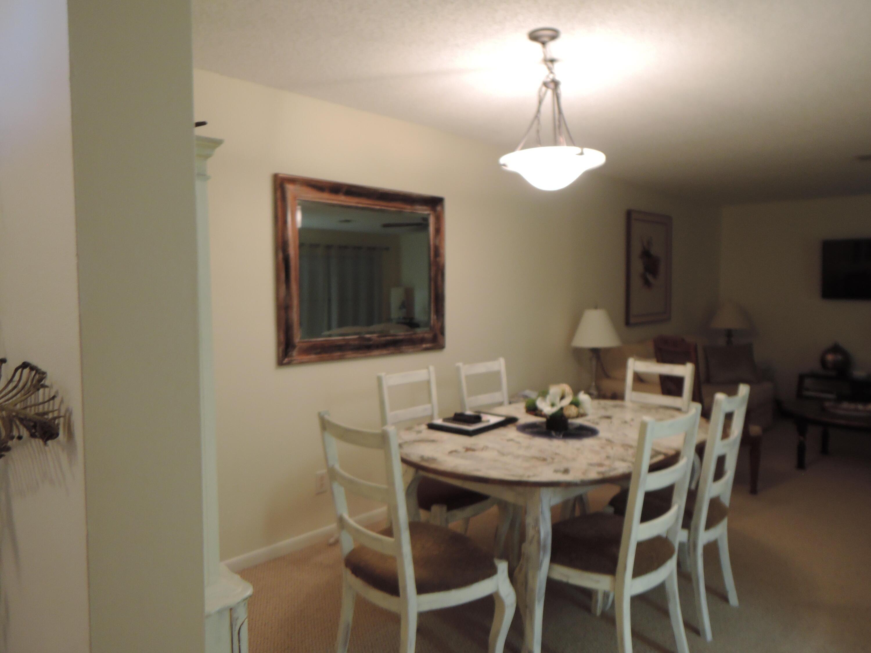 1209 S Lakes End Drive D2, Fort Pierce, FL 34982, Fort Pierce - Photo 5
