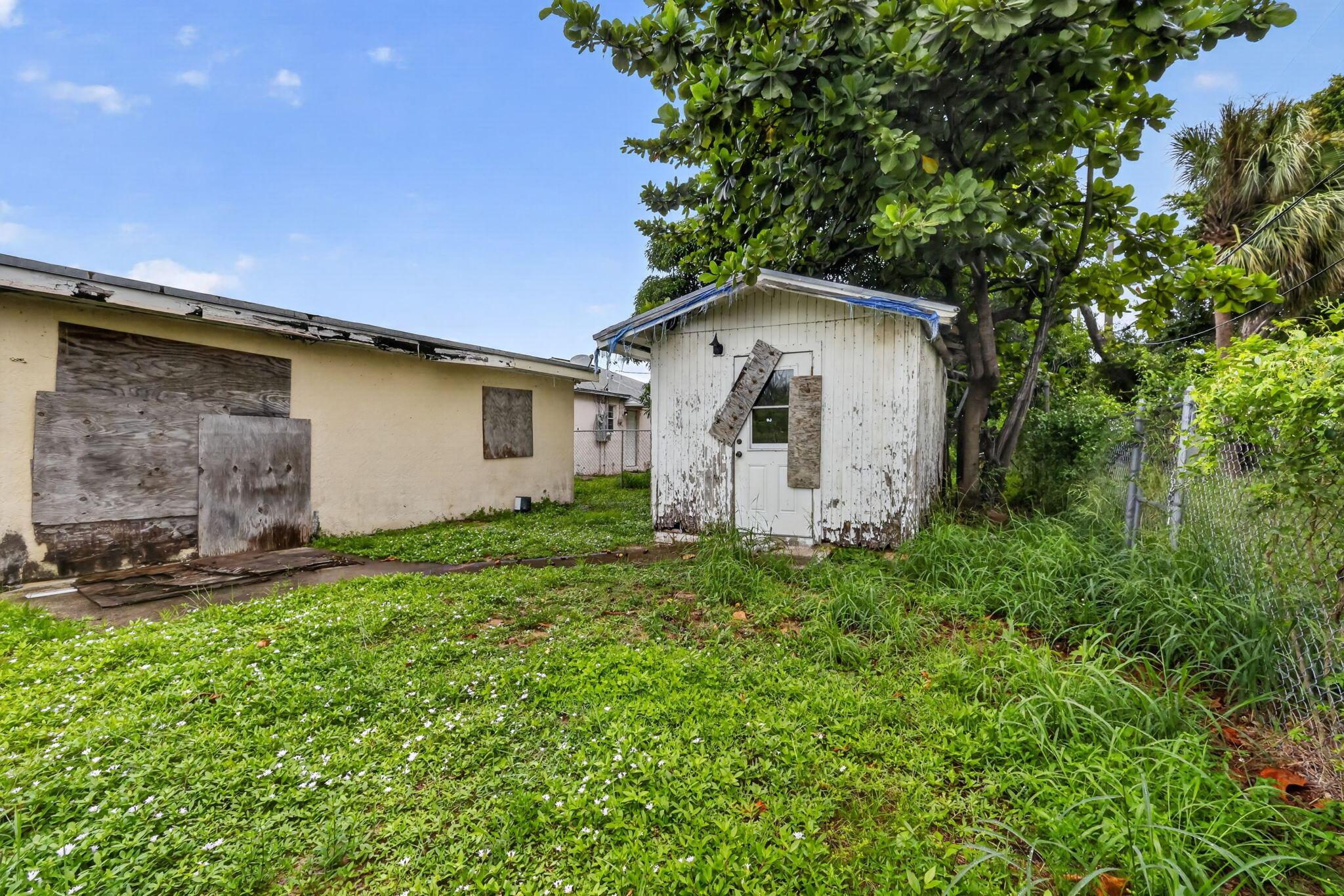 825 W 5th Street, Riviera Beach, FL 33404, Riviera Beach - Photo 5