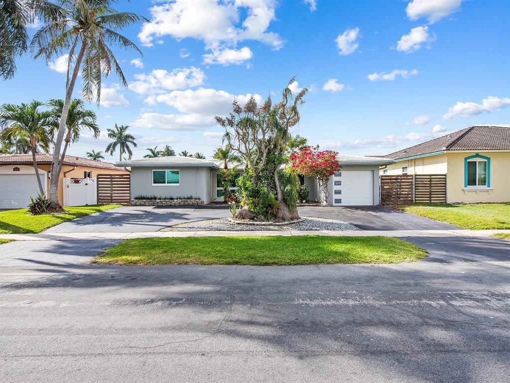 300 SE 10TH Street, Pompano Beach, FL 33060, Pompano Beach - Photo 4