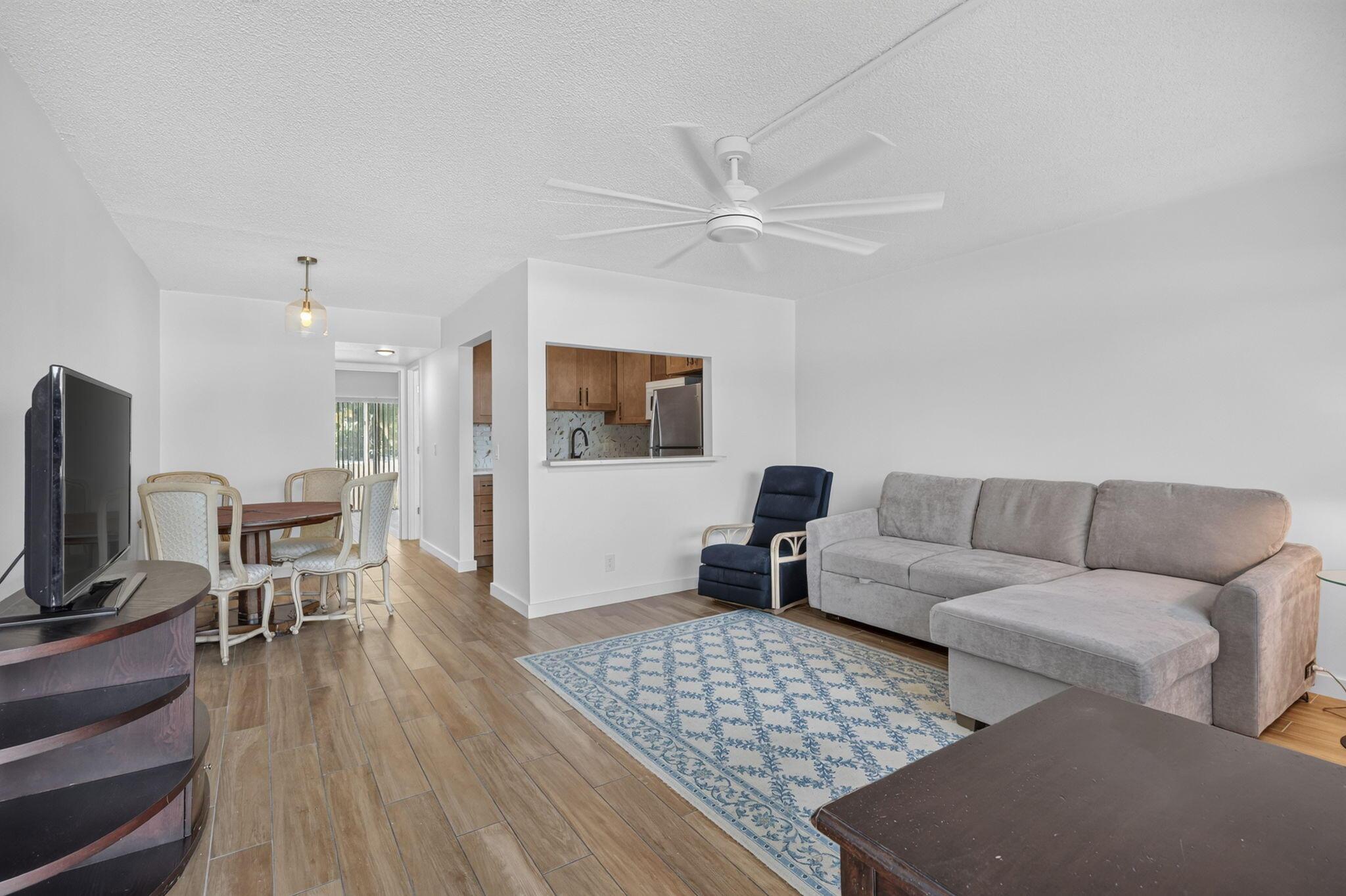332 NORTHAMPTON Q, West Palm Beach, FL 33417, West Palm Beach - Photo 3