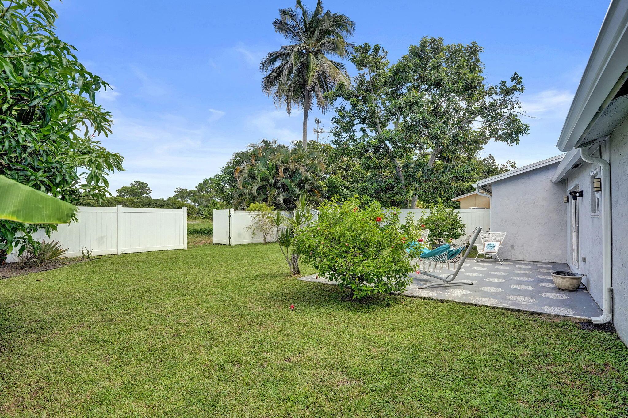 5958 TRIPHAMMER Road, Lake Worth, FL 33463, Lake Worth - Photo 3
