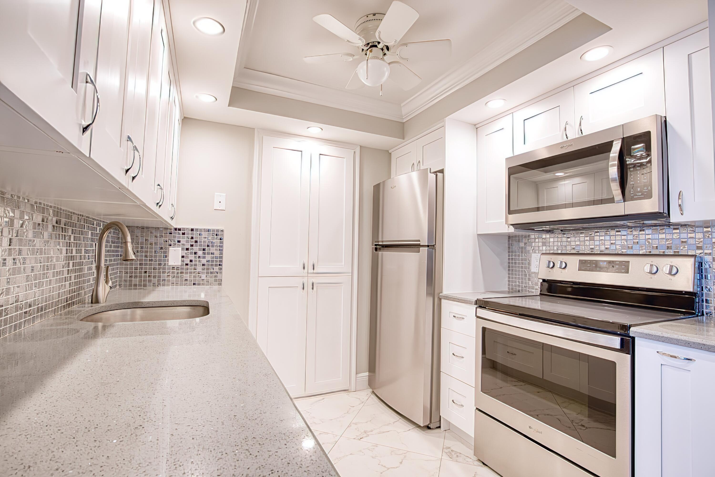 111 Briny Avenue 610, Pompano Beach, FL 33062, Pompano Beach - Photo 5