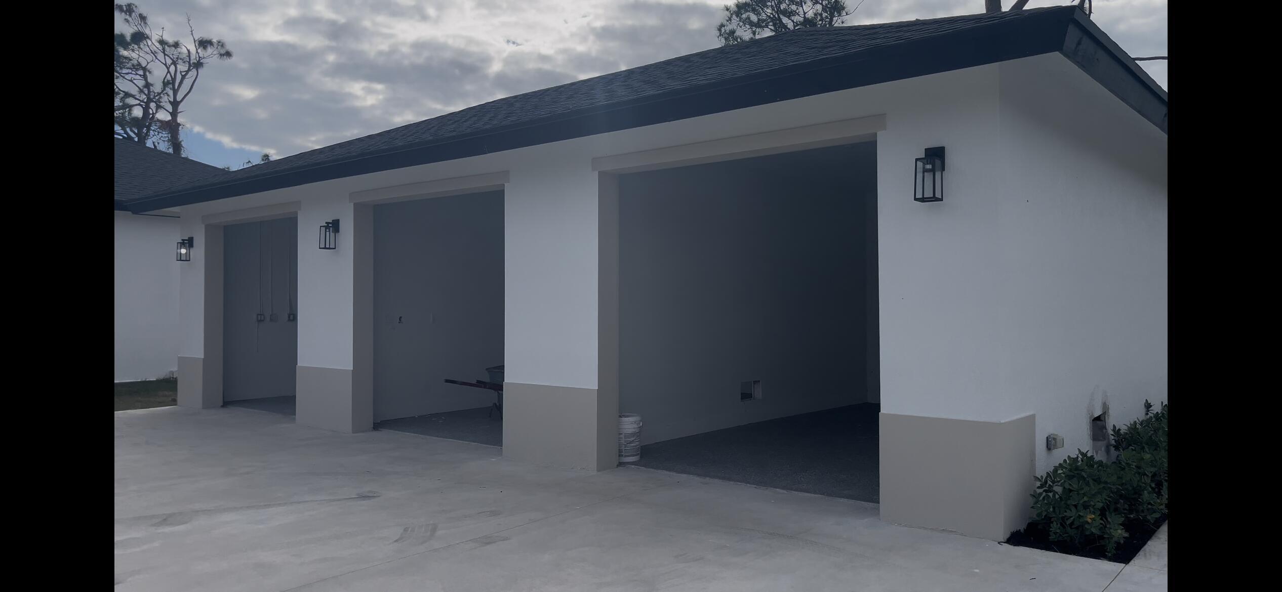 191 ROTONDA Boulevard W A-B-C, Rotonda West, FL 33947, Rotonda West - Photo 2
