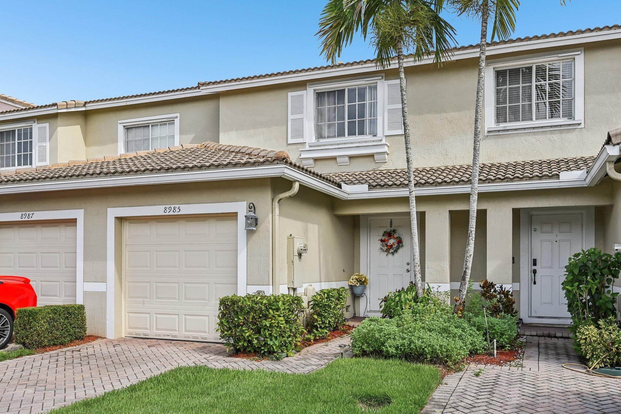 8985 LANCASTER Street, Tamarac, FL 33321, Tamarac - Photo 4