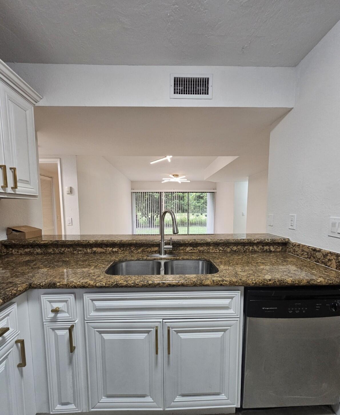 1581 WINDORAH Way B, West Palm Beach, FL 33411, West Palm Beach - Photo 4