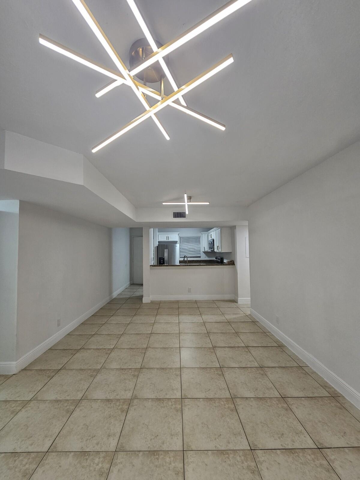 1581 WINDORAH Way B, West Palm Beach, FL 33411, West Palm Beach