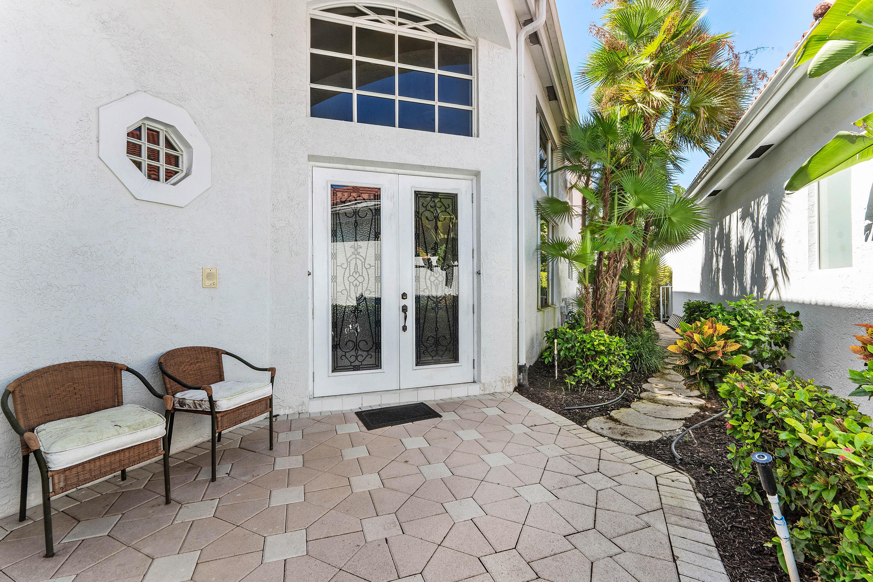125 Windward Drive, Palm Beach Gardens, FL 33418, Palm Beach Gardens - Photo 2