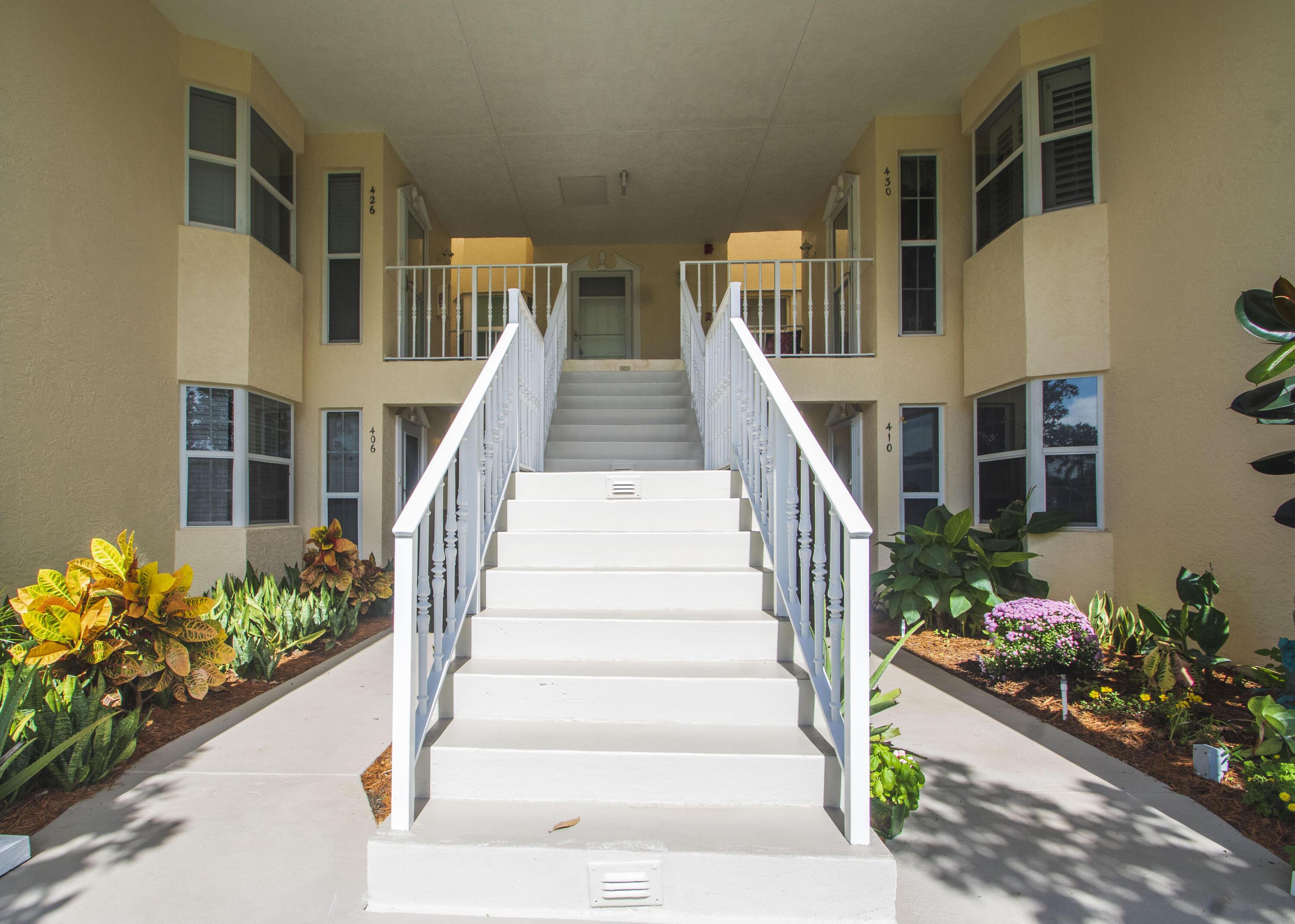 406 GROVE ISLE Circle 406, Vero Beach, FL 32962, Vero Beach - Photo 3