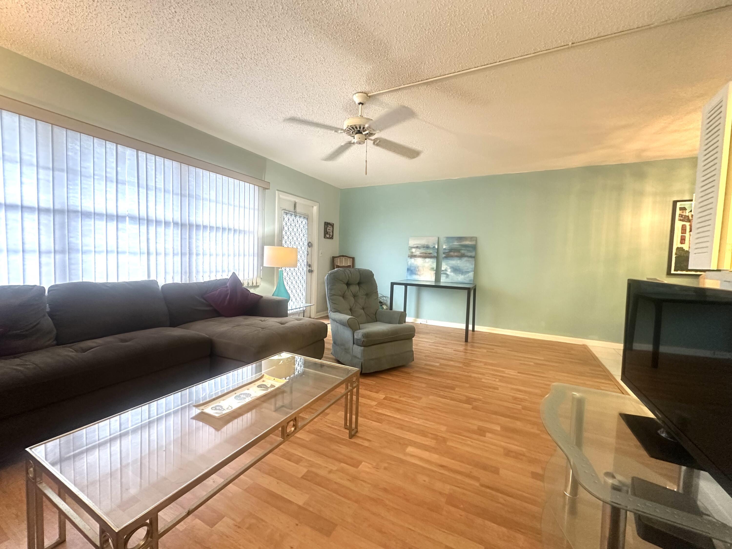 162 Grantham E, Deerfield Beach, FL 33442, Deerfield Beach - Photo 5