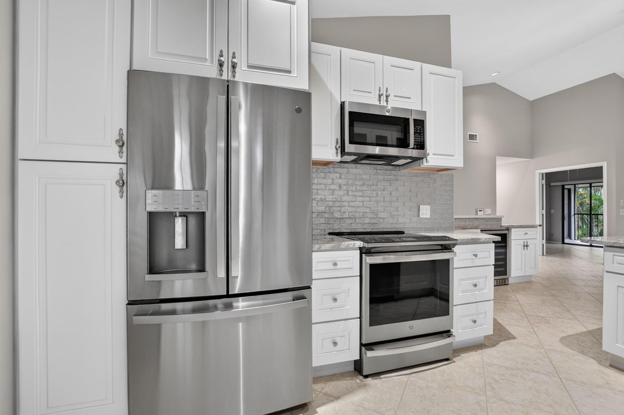 7864 LEXINGTON CLUB Boulevard D, Delray Beach, FL 33446, Delray Beach - Photo 5