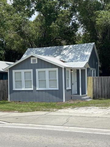 122 N 13th Street, Fort Pierce, FL 34950, Fort Pierce - Photo 2
