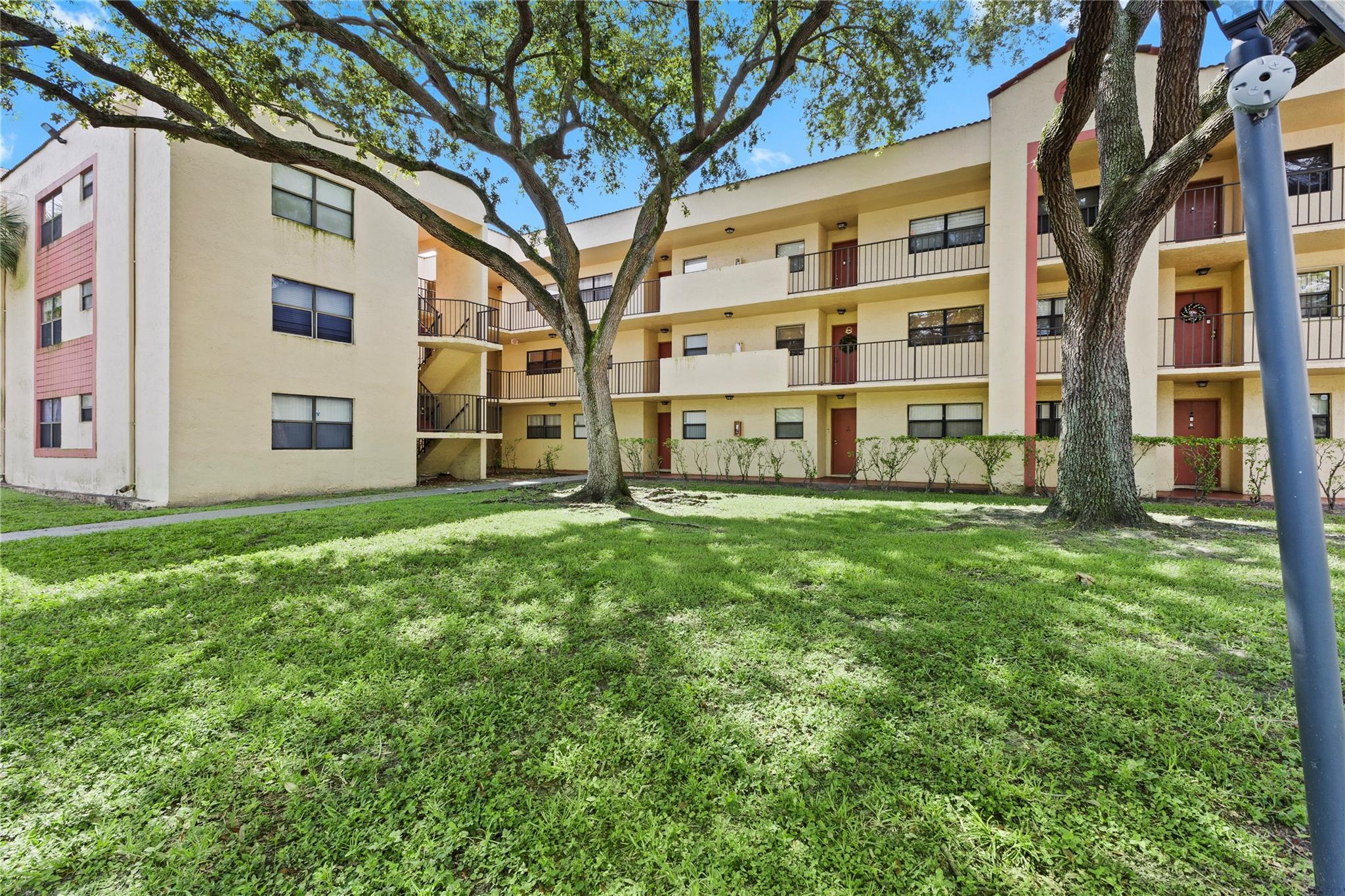 3199 FOXCROFT Road 304, Miramar, FL 33025, Miramar