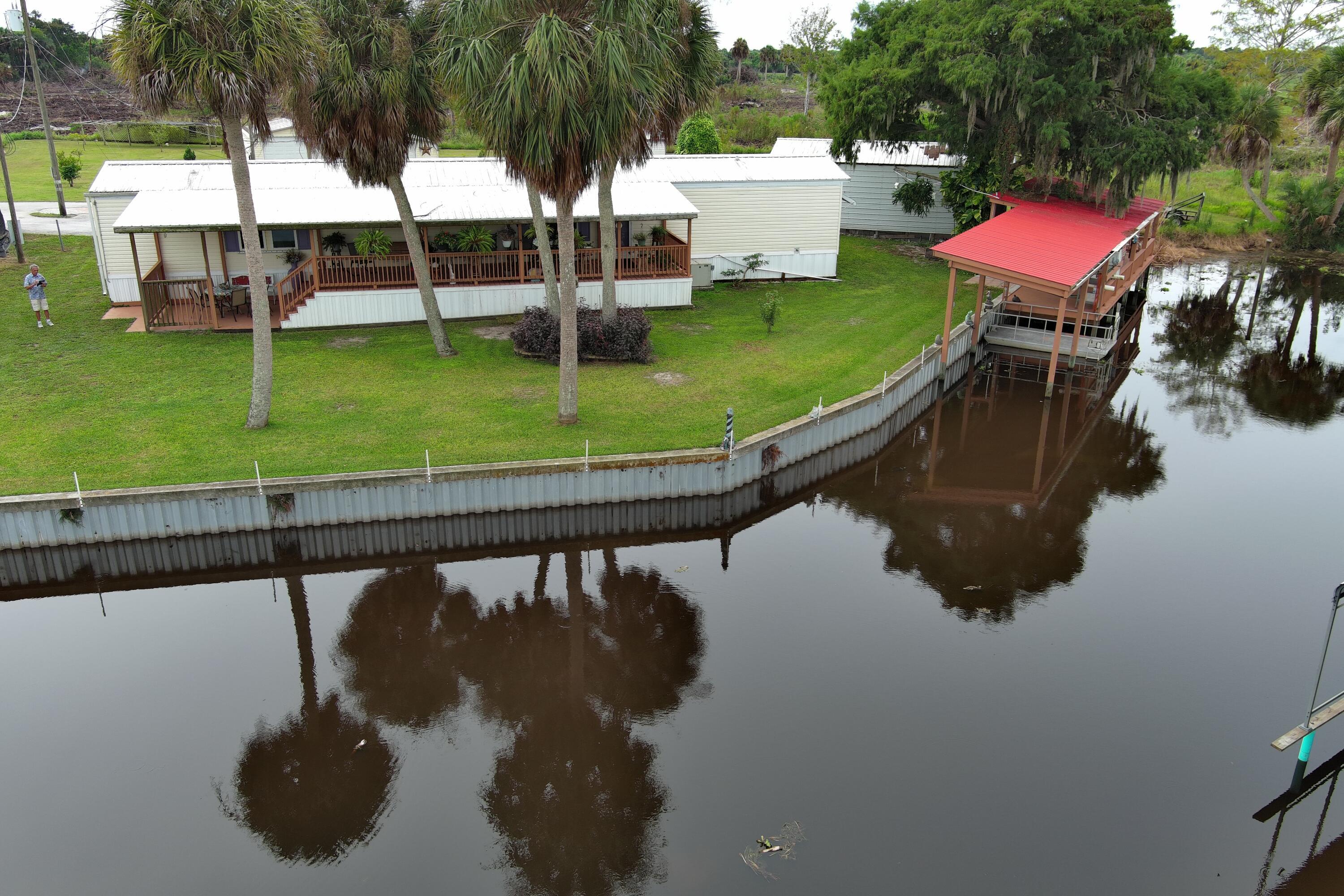 1012 Perch Street, Okeechobee, FL 34974, Okeechobee - Photo 4