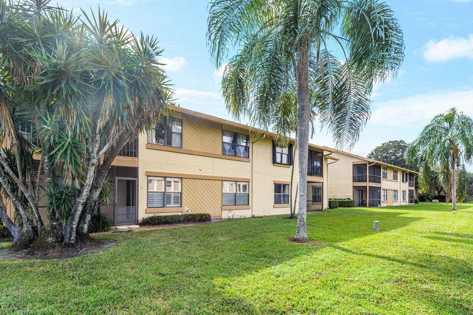13145 CHADWICK Court 14, Wellington, FL 33414, Wellington - Photo 3