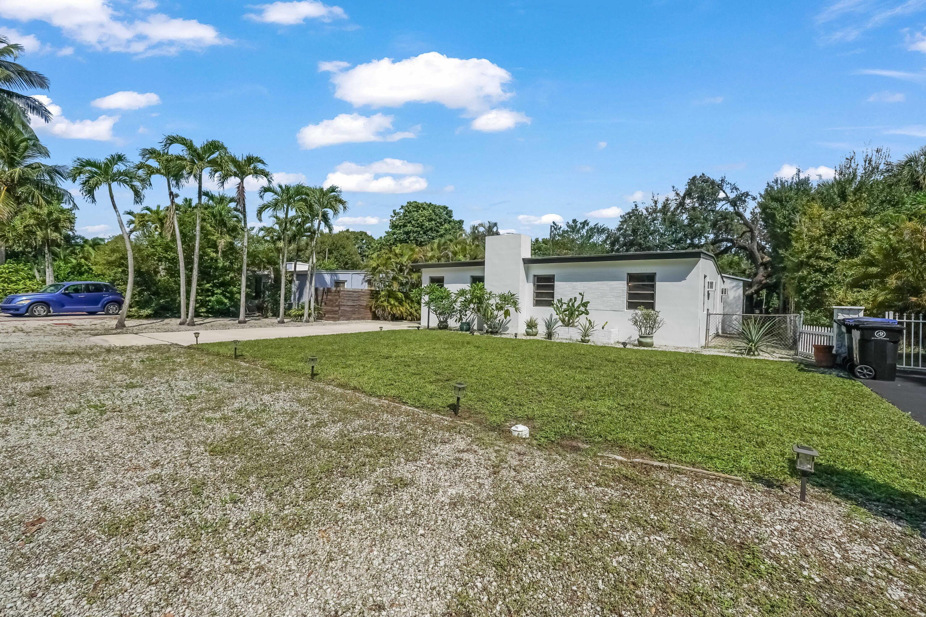 1717 SW 14TH Street, Fort Lauderdale, FL 33312, Fort Lauderdale - Photo 4