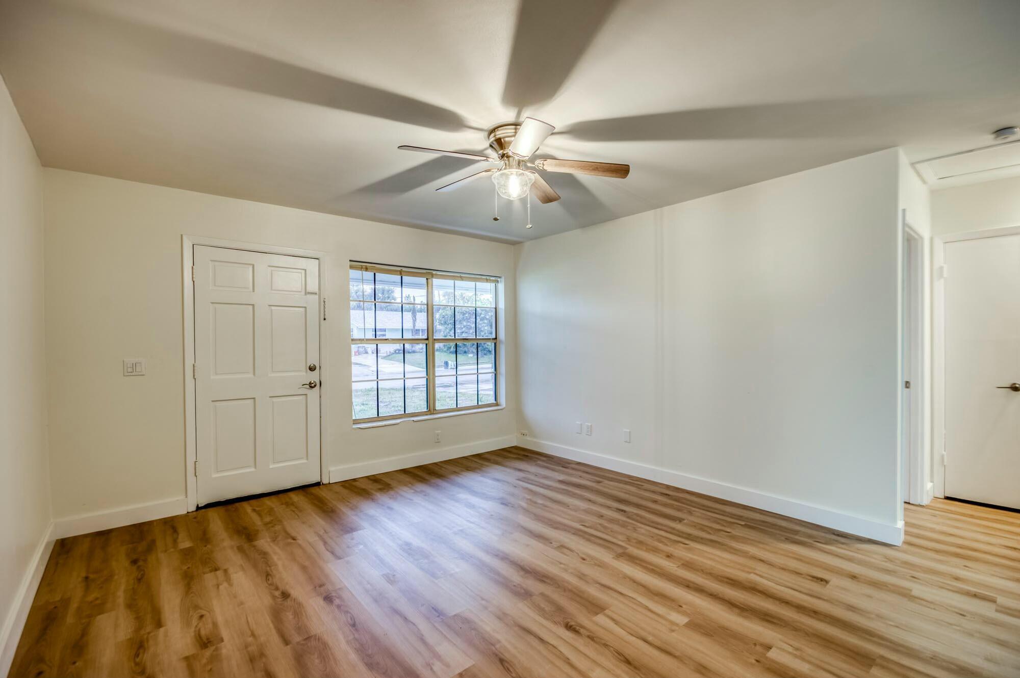 2319 NE Rustic Way, Jensen Beach, FL 34957, Jensen Beach - Photo 5