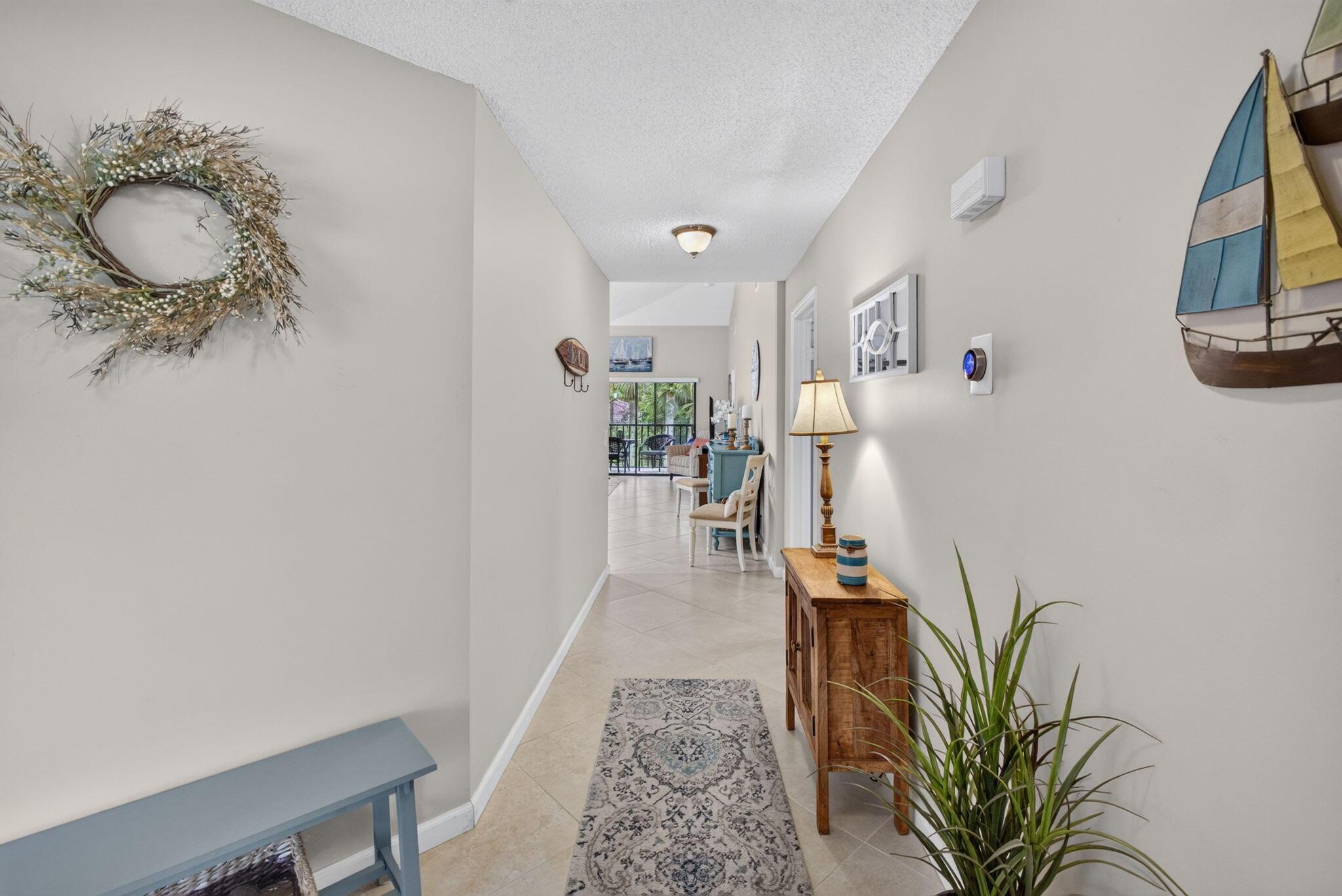 1103 Duncan Circle 201, Palm Beach Gardens, FL 33418, Palm Beach Gardens - Photo 4