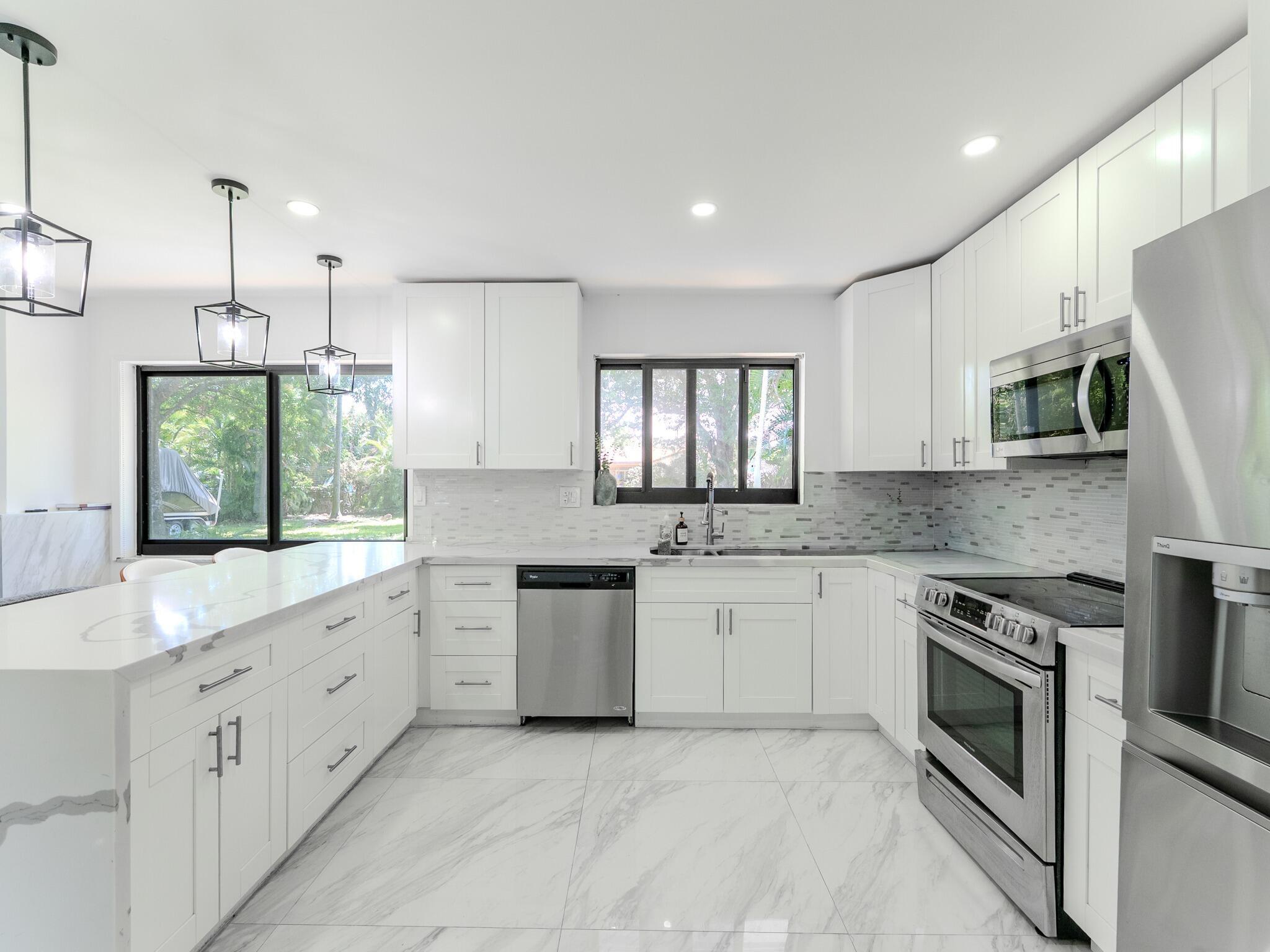 4190 SW 4th Street, Plantation, FL 33317, Plantation - Photo 3
