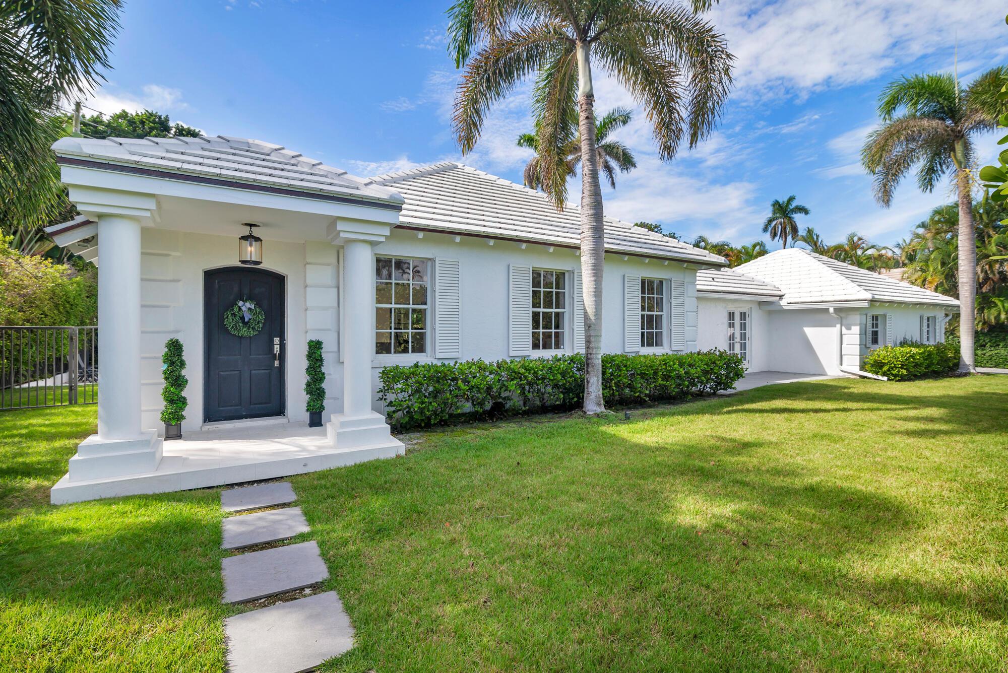 216 BAHAMA Lane, Palm Beach, FL 33480, Palm Beach - Photo 2